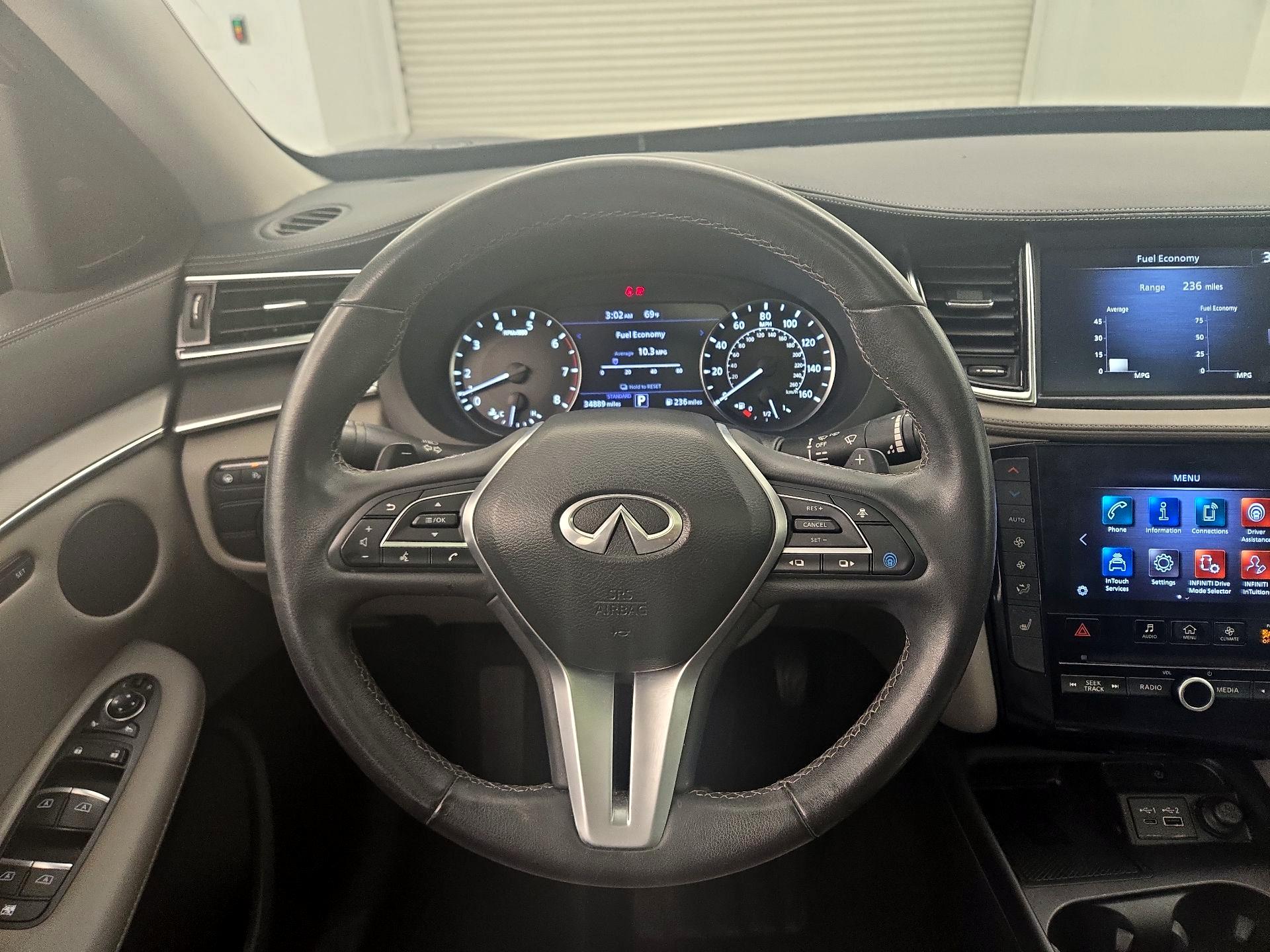 Thumbnail: 2023 INFINITI QX50 - 10