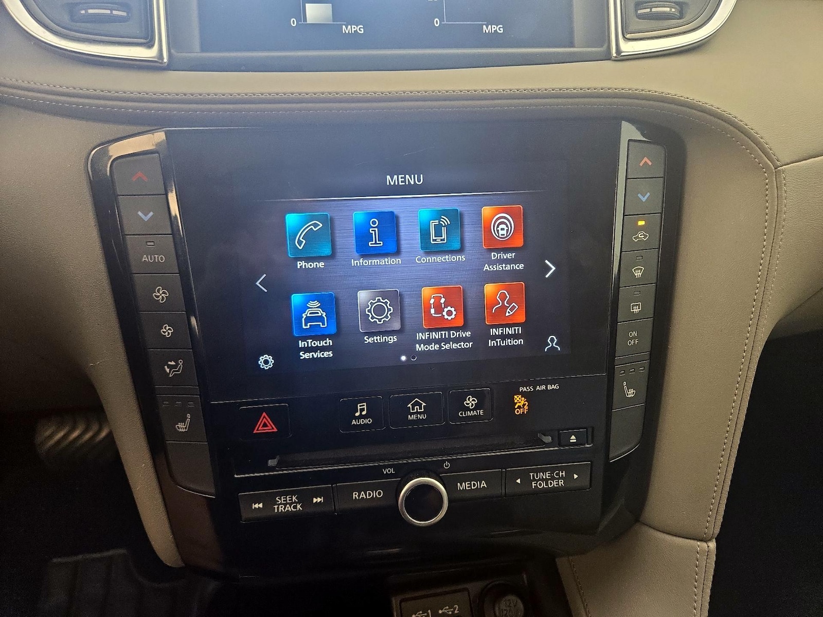 2023 INFINITI QX50 Luxe - Photo 17