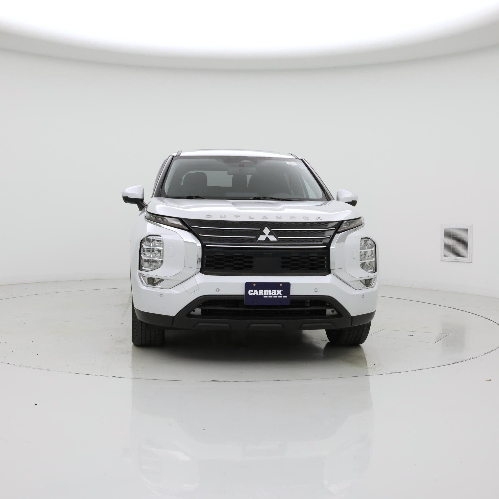 Thumbnail: 2023 Mitsubishi Outlander - 5