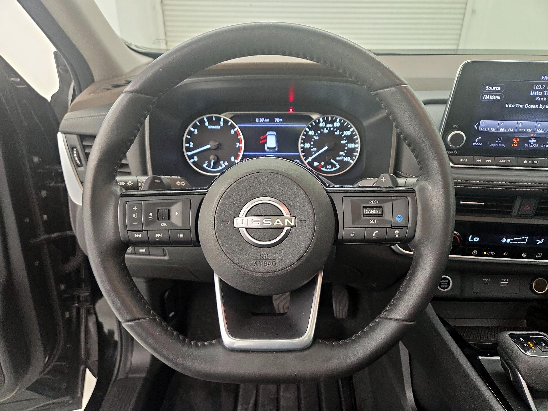 Thumbnail: 2023 Nissan Rogue - 10
