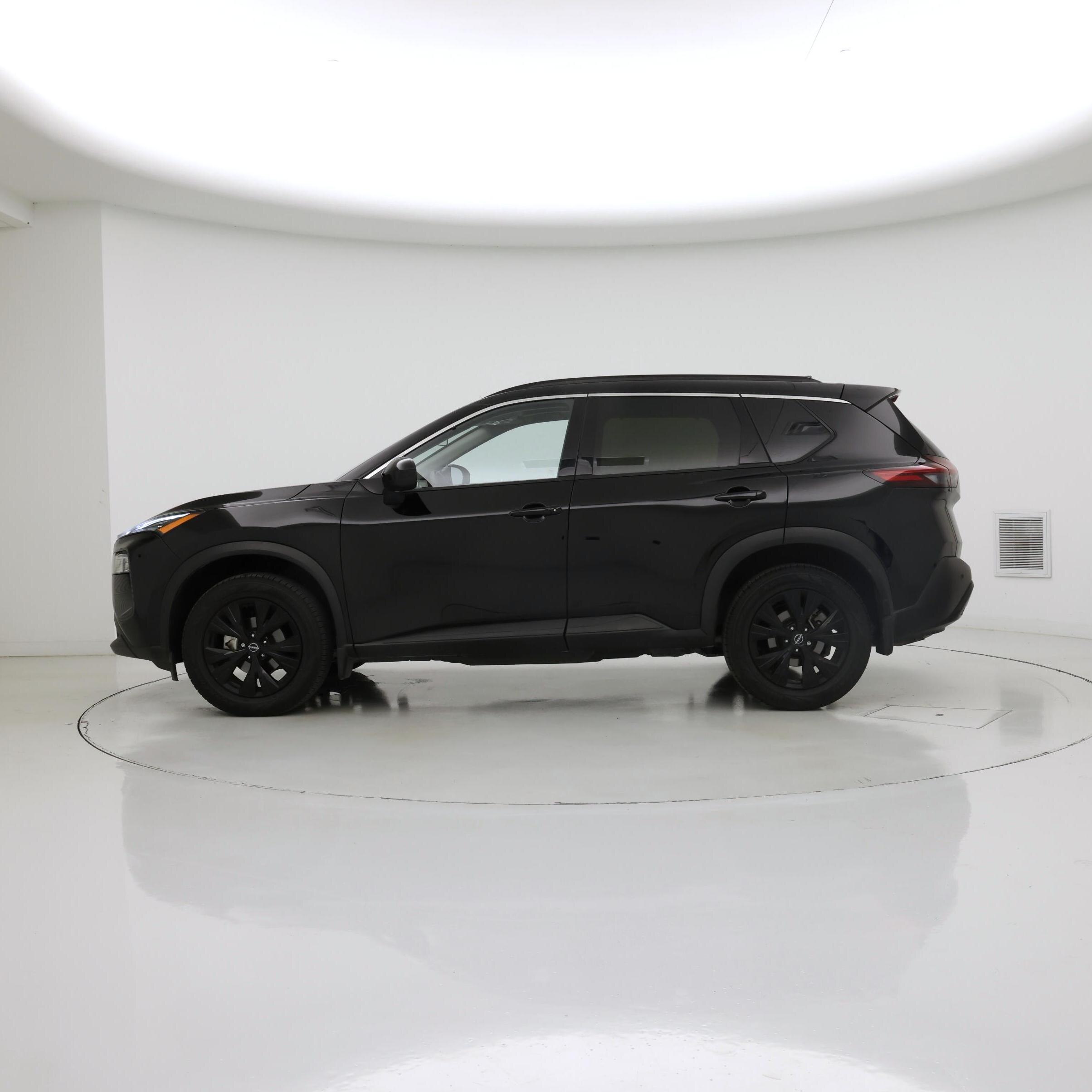 Thumbnail: 2023 Nissan Rogue - 3