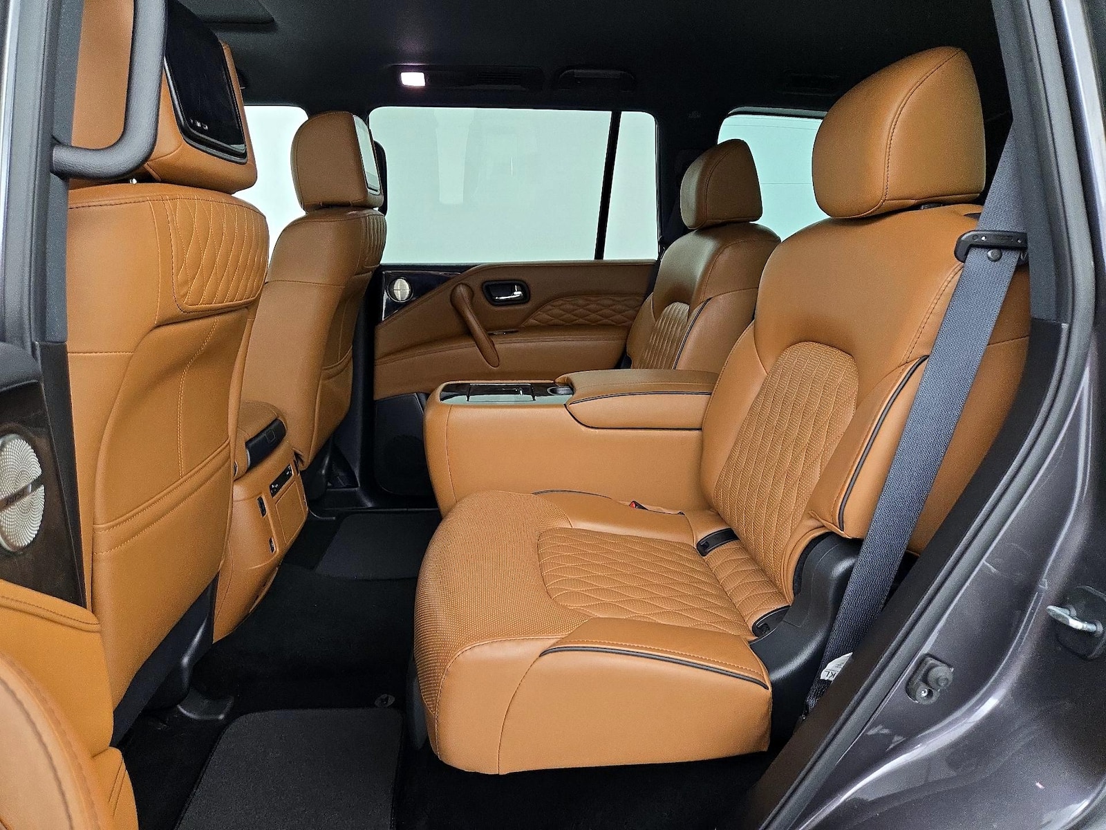 2023 INFINITI QX80 Sensory 4WD - Photo 22