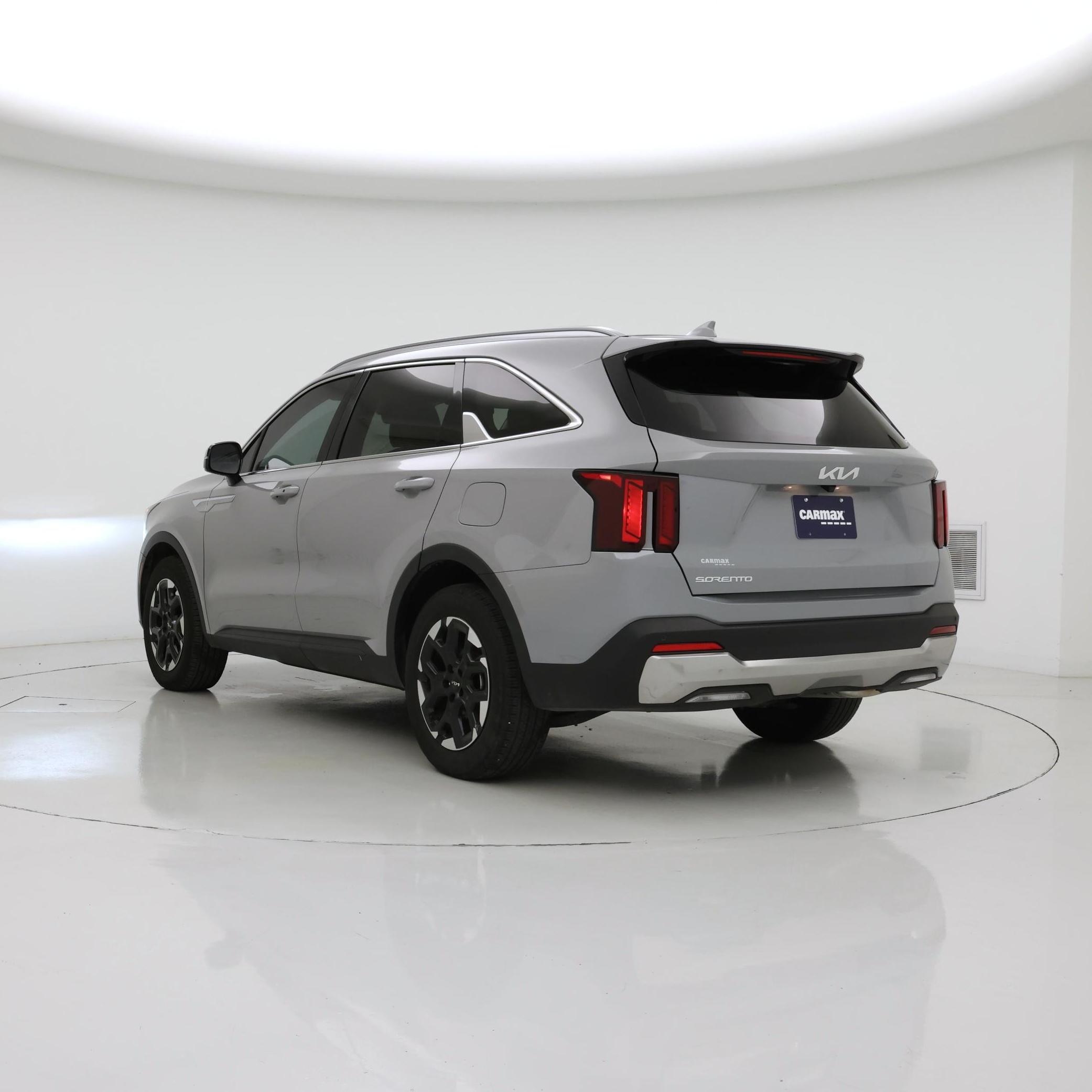 Thumbnail: 2025 Kia Sorento - 2