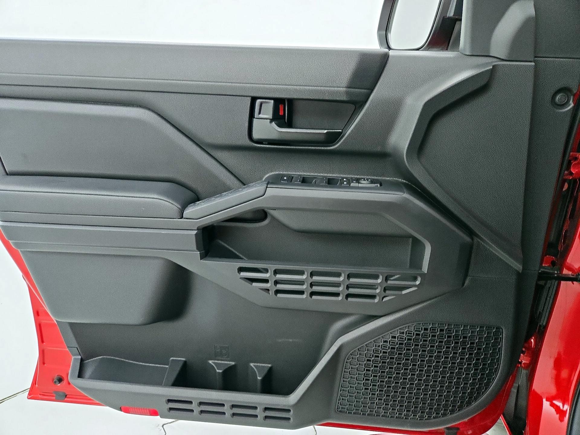 Thumbnail: 2024 Toyota Tacoma - 12