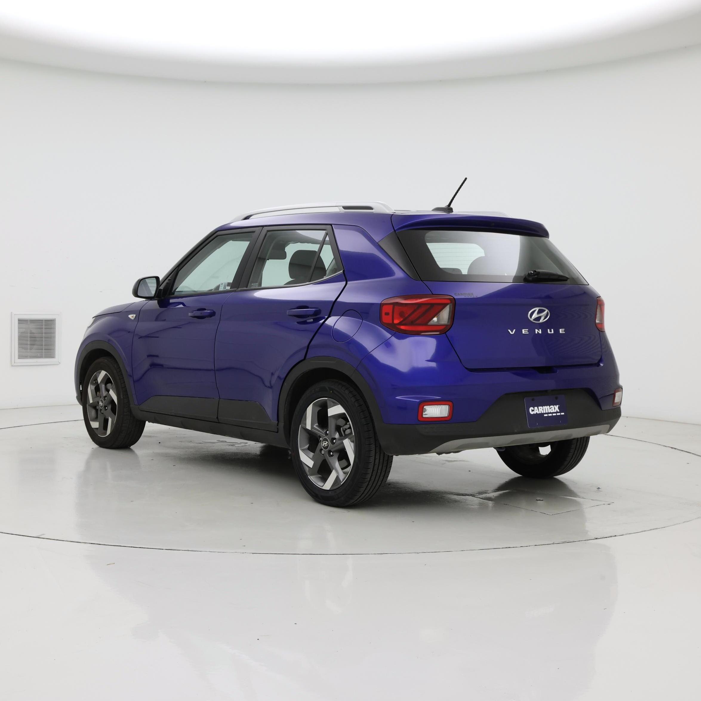 Thumbnail: 2025 Hyundai Venue - 2