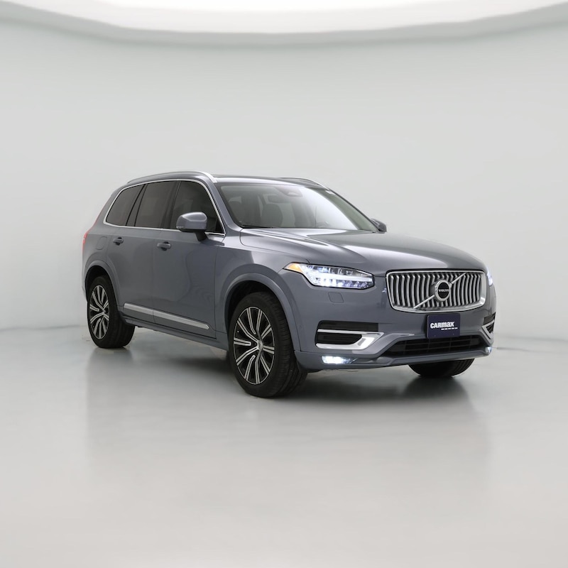 2023 Volvo XC90 B6 Plus