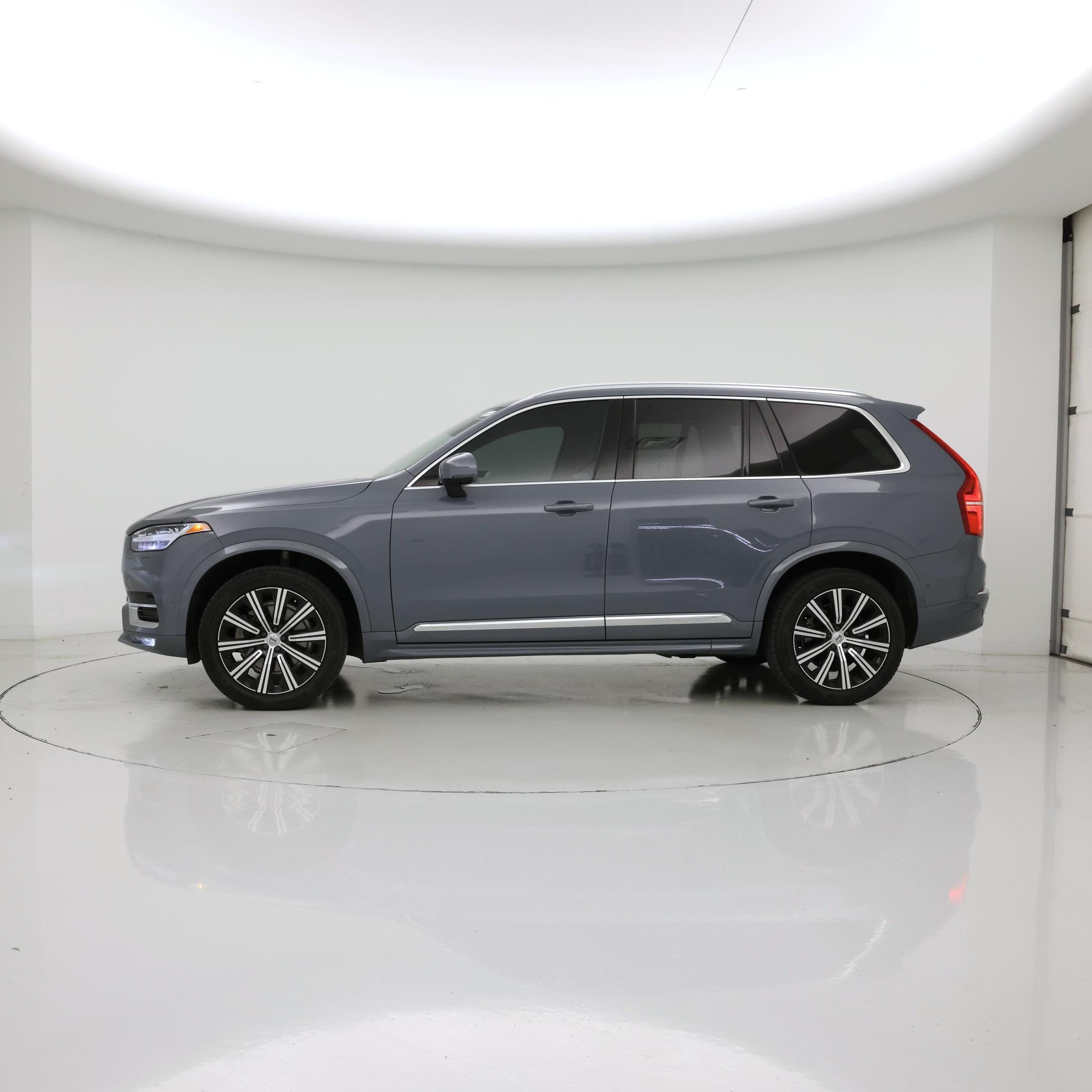 Thumbnail: 2023 Volvo XC90 - 3