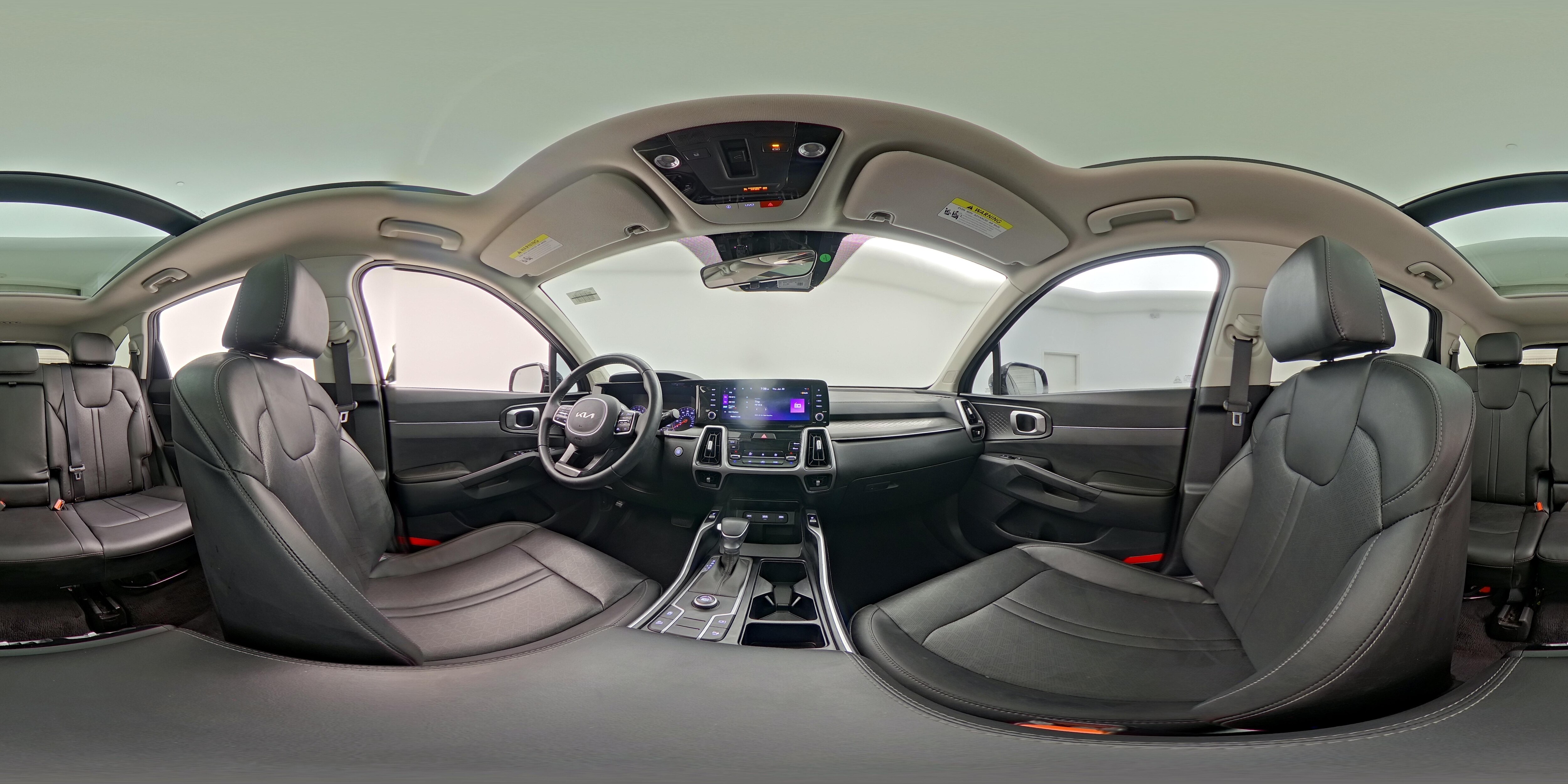 2022 Kia Sorento S - Photo 25
