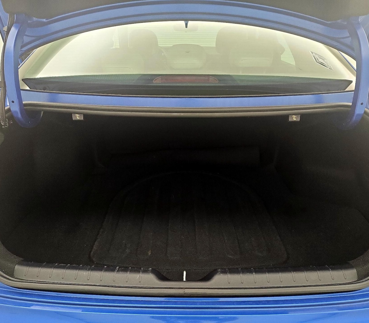 Trunk/Cargo (Seats Up)