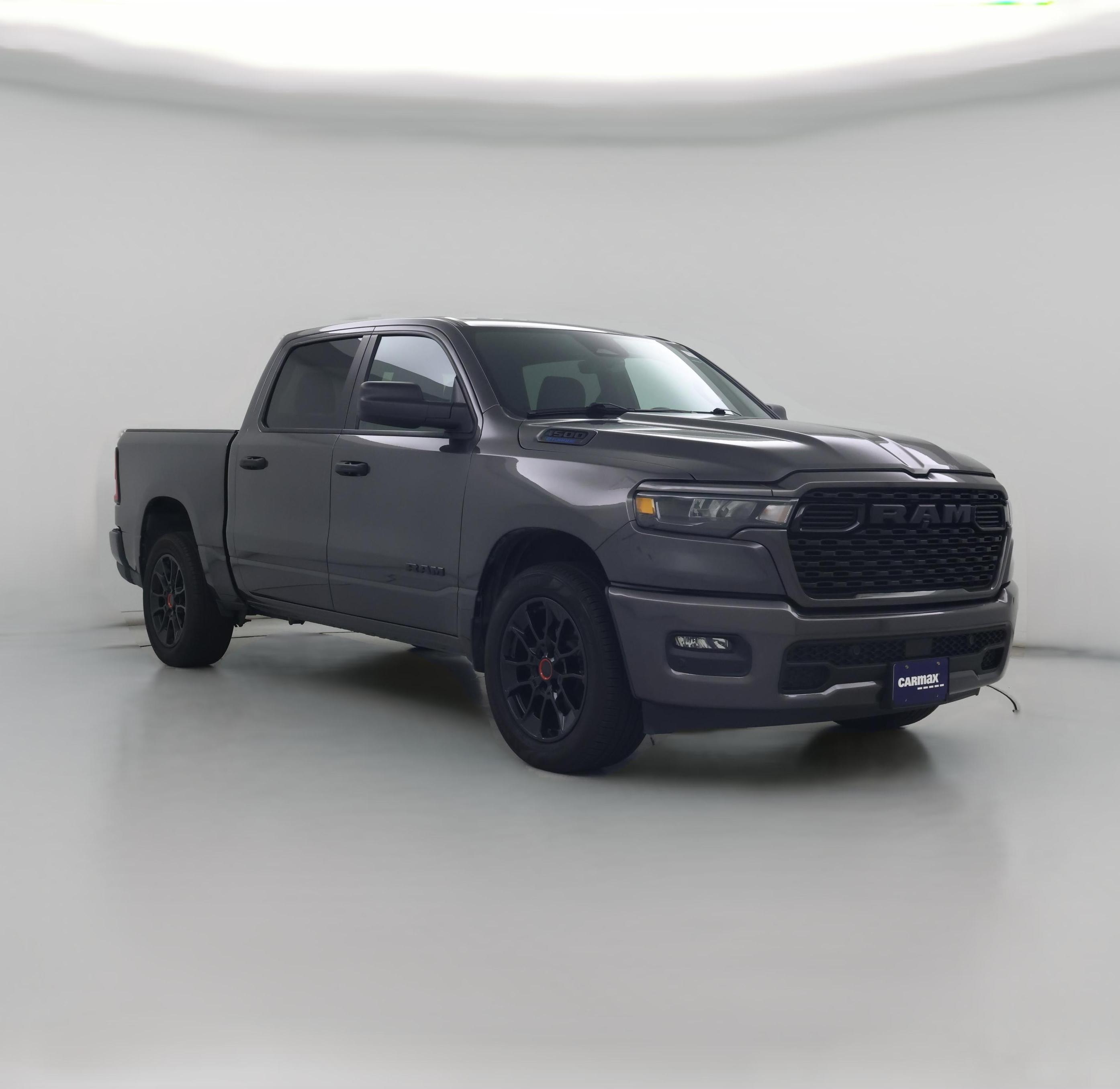 Thumbnail: 2025 RAM 1500 - 1