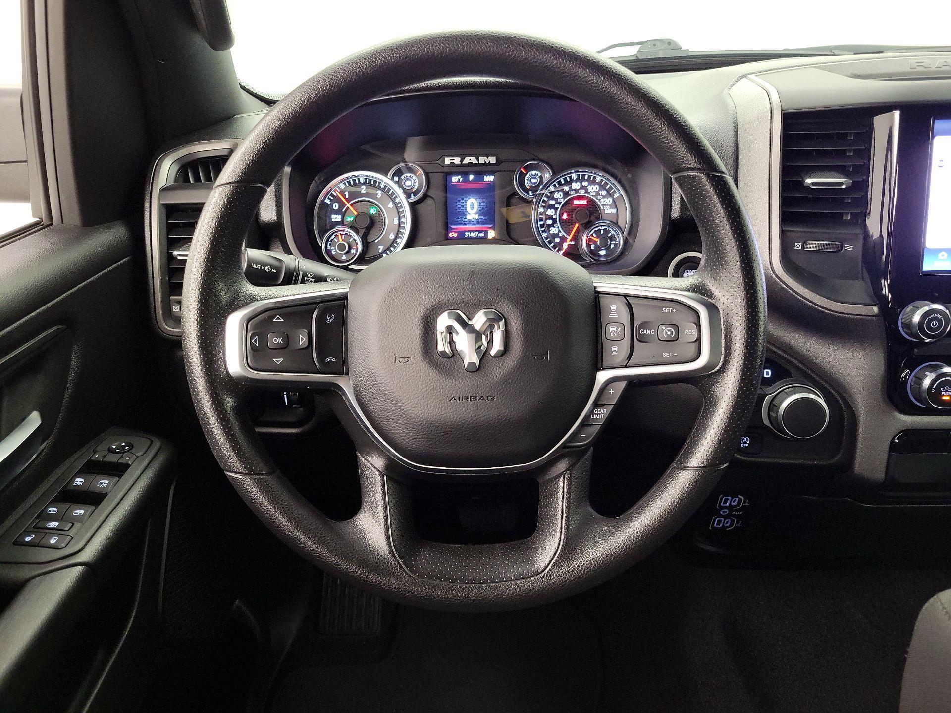 Thumbnail: 2025 RAM 1500 - 10