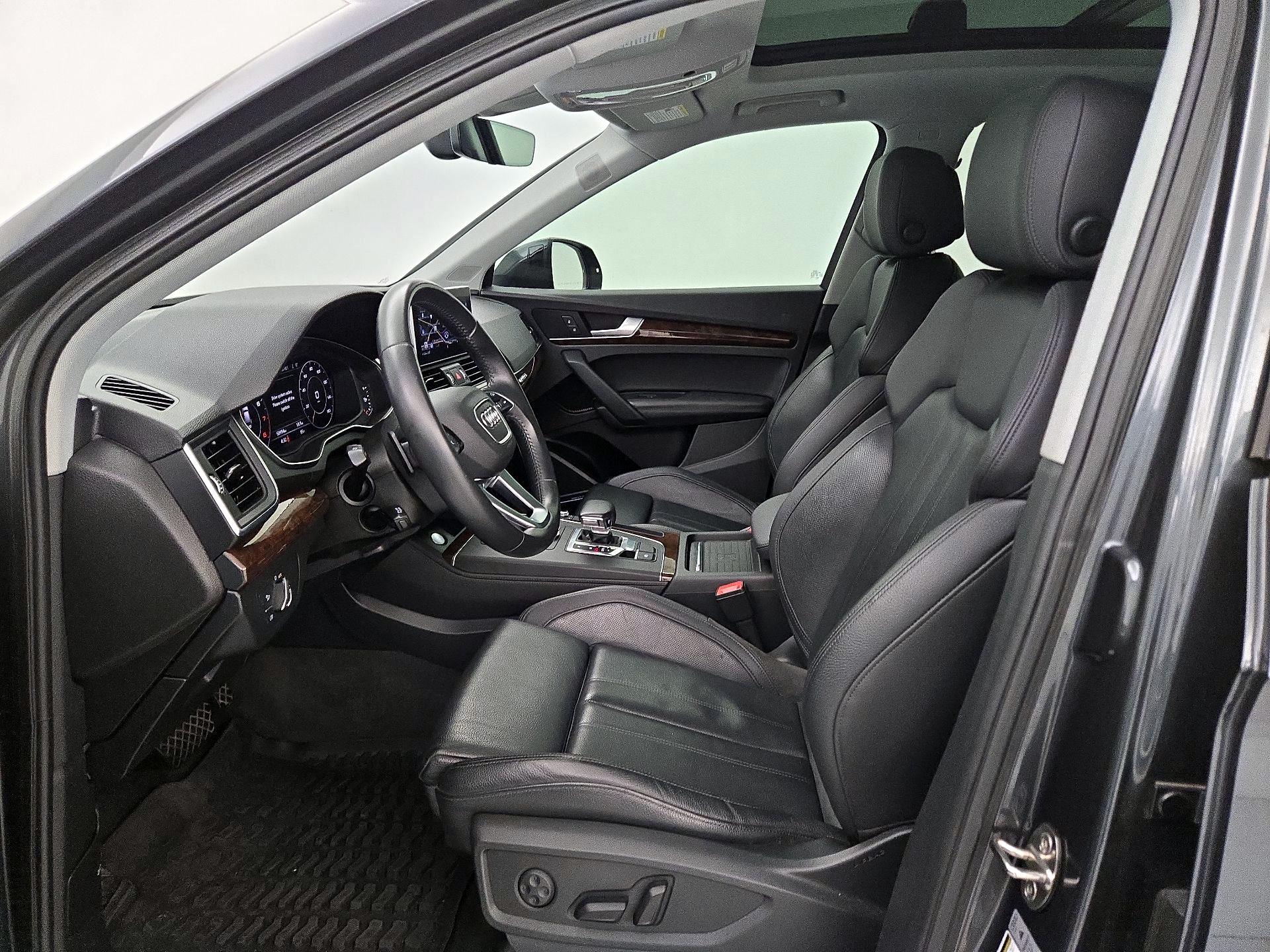 Thumbnail: 2019 Audi Q5 - 11