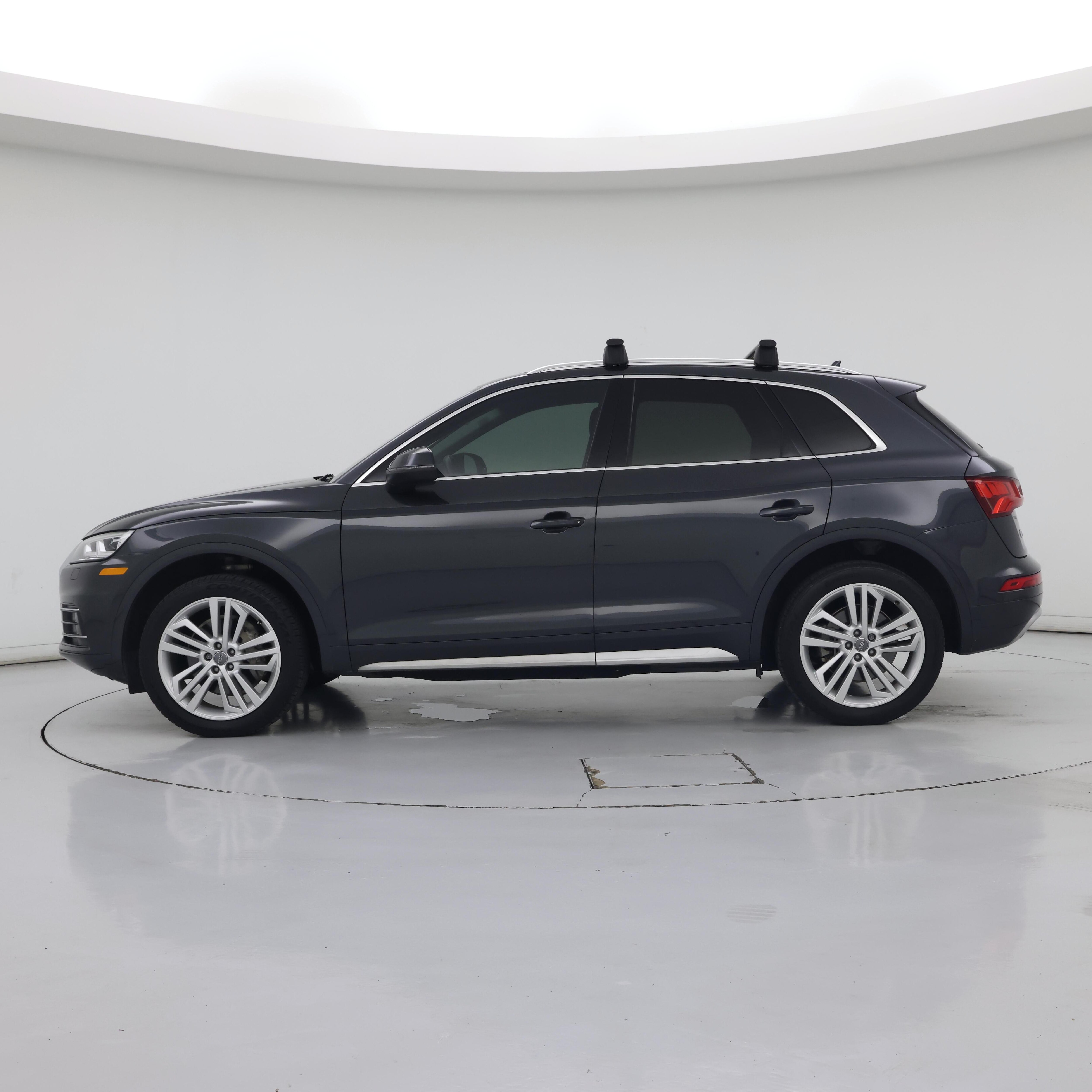 Thumbnail: 2019 Audi Q5 - 3