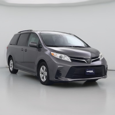 2019 Toyota Sienna LE