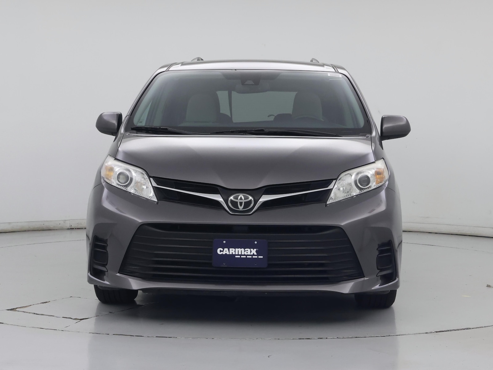 2019 Toyota Sienna LE - Photo 6