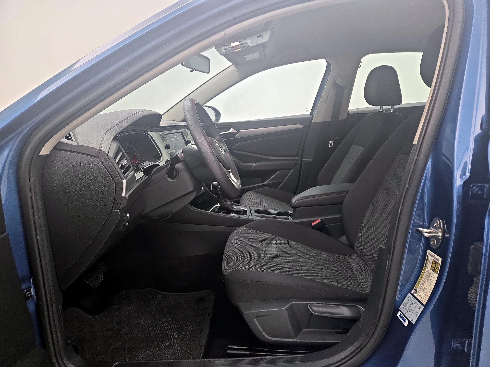 Thumbnail: 2021 Volkswagen Jetta - 11
