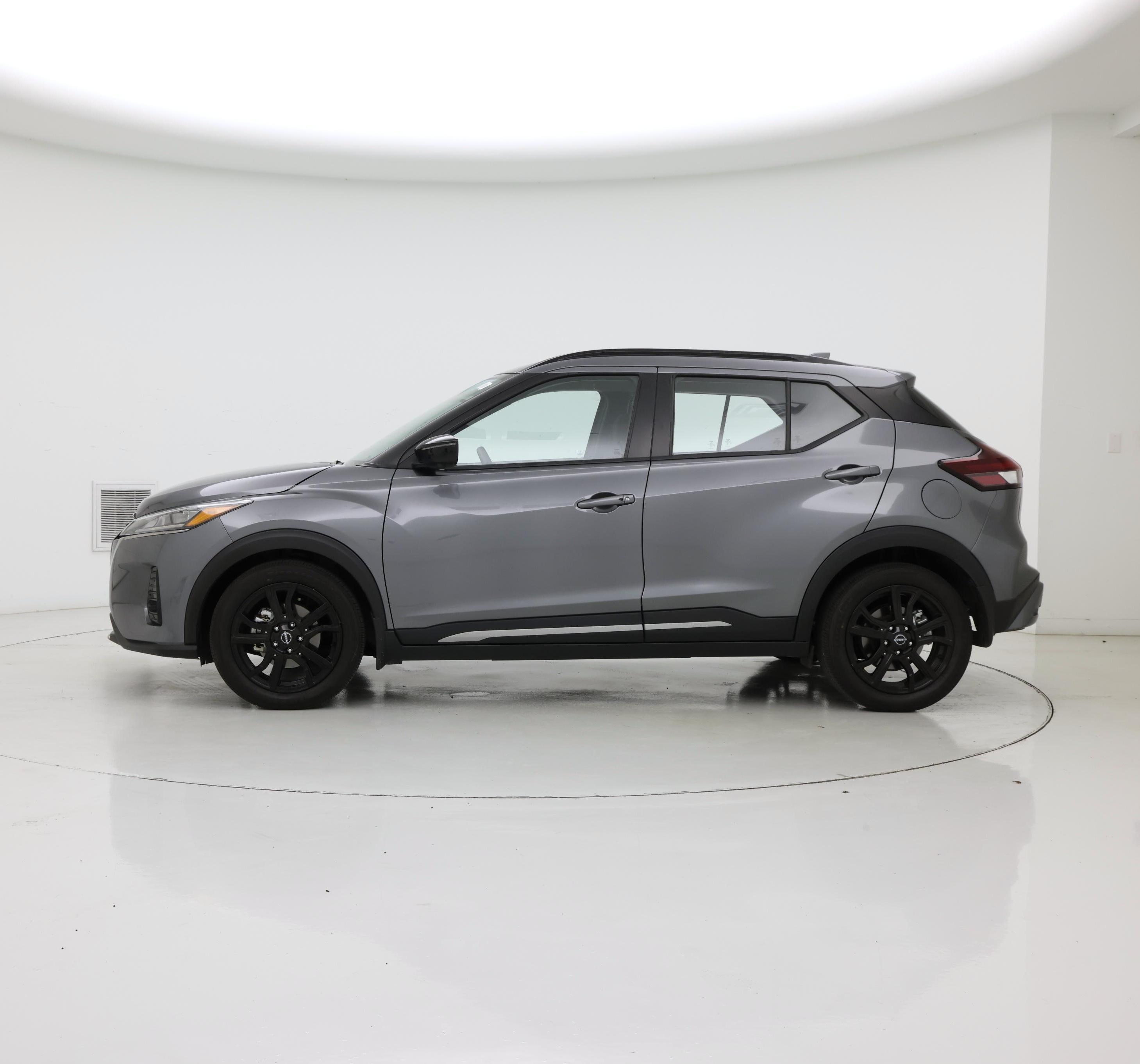 Thumbnail: 2024 Nissan Kicks - 3