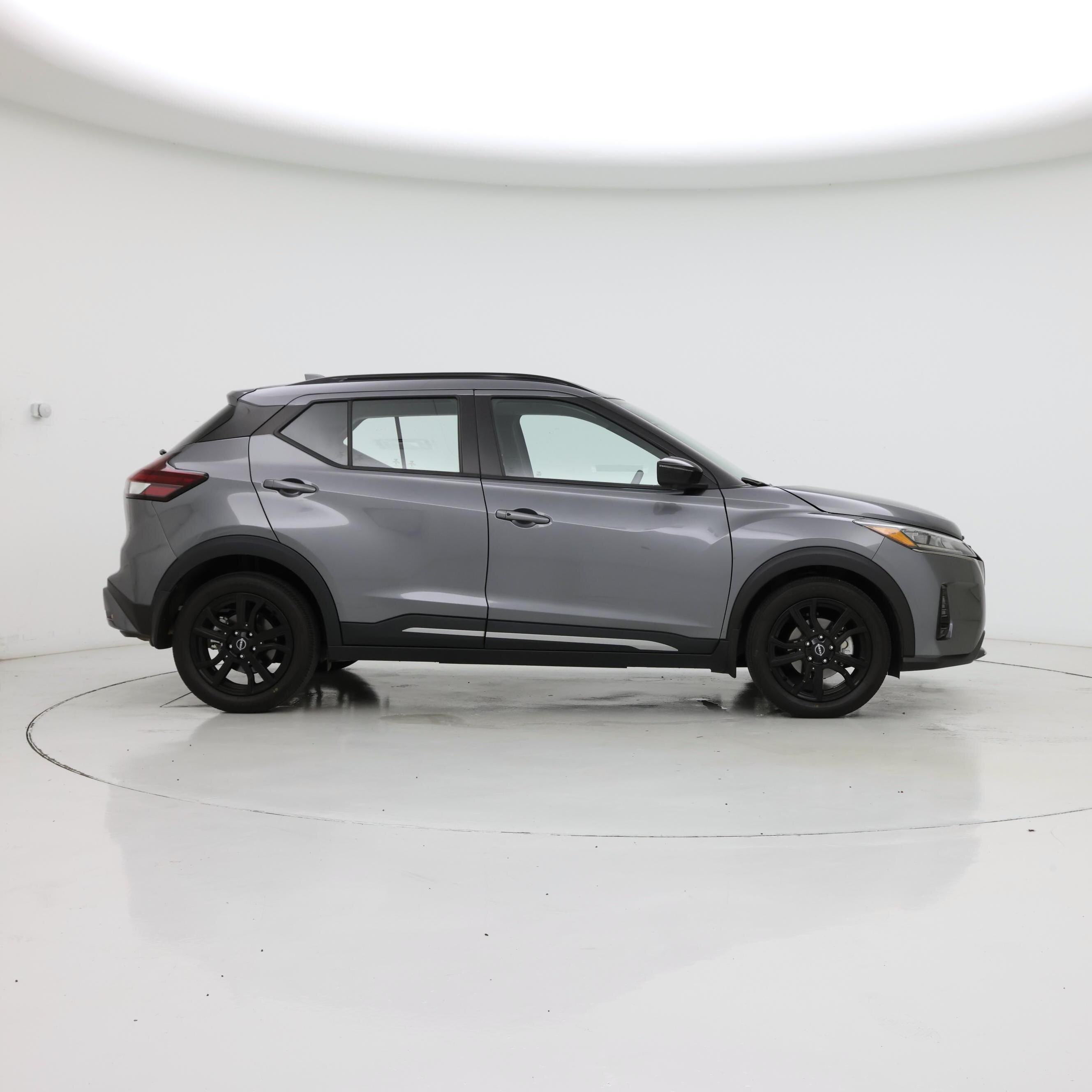 Thumbnail: 2024 Nissan Kicks - 7