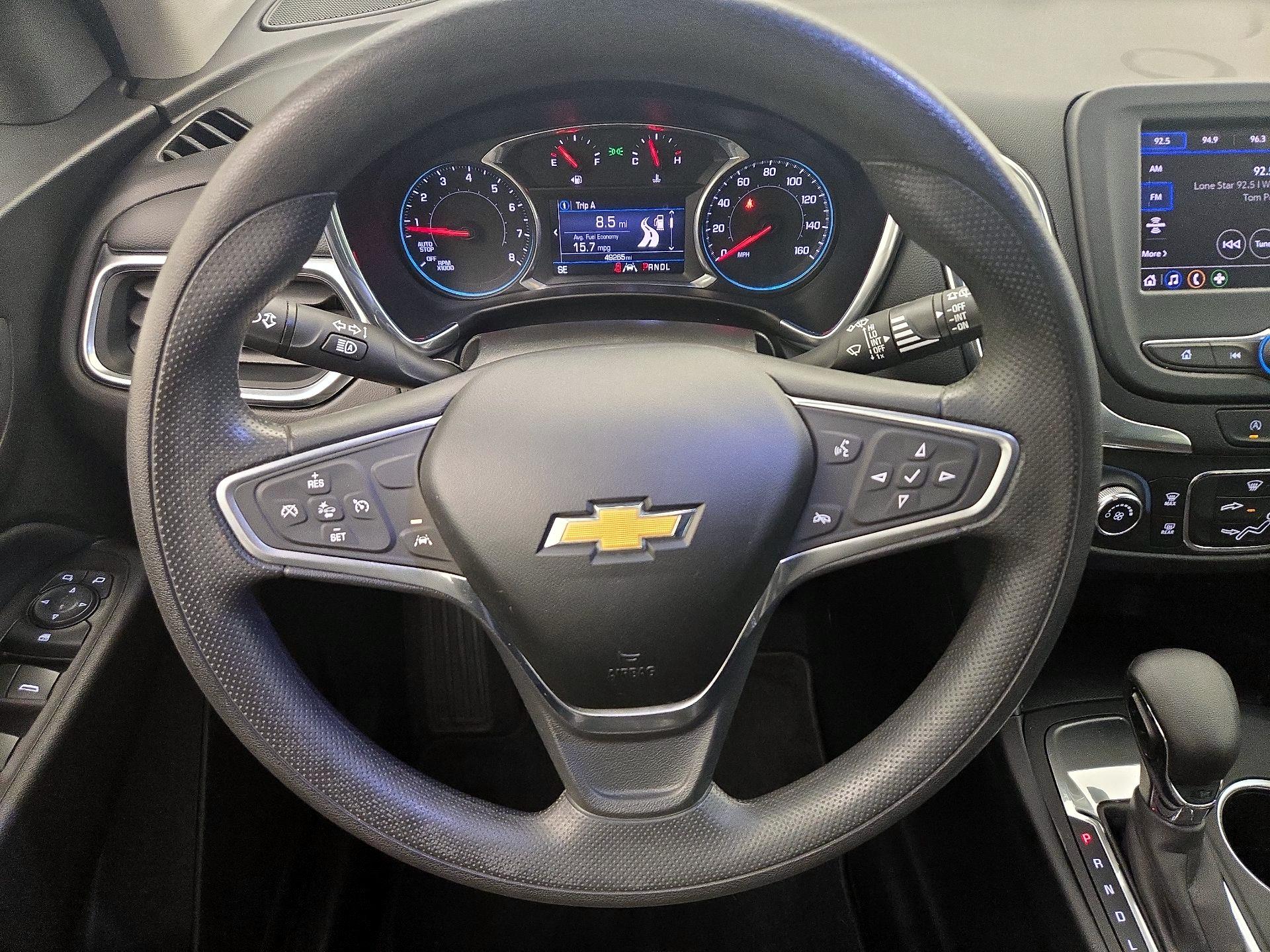 Thumbnail: 2022 Chevrolet Equinox - 10