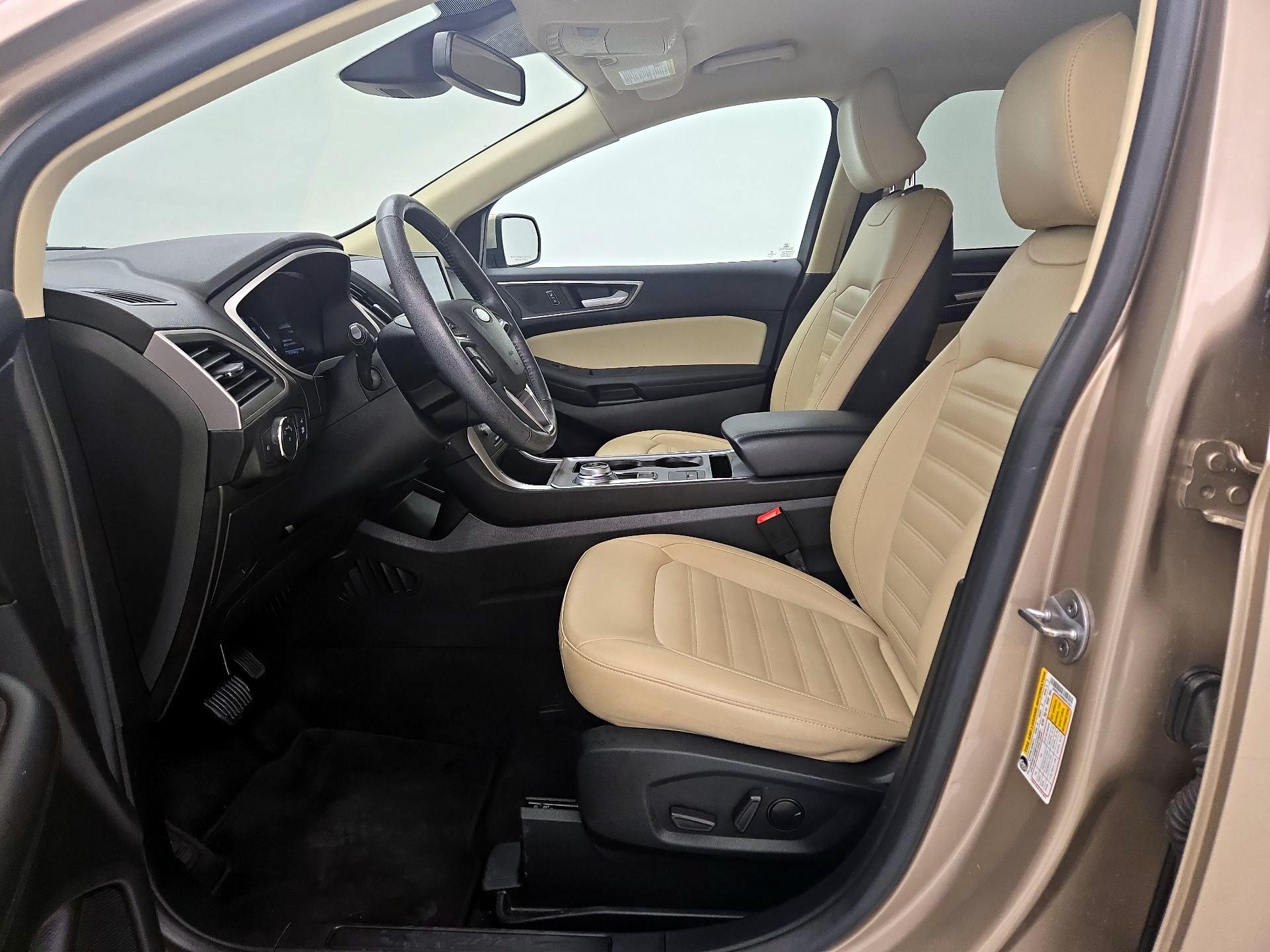 Thumbnail: 2021 Ford Edge - 11
