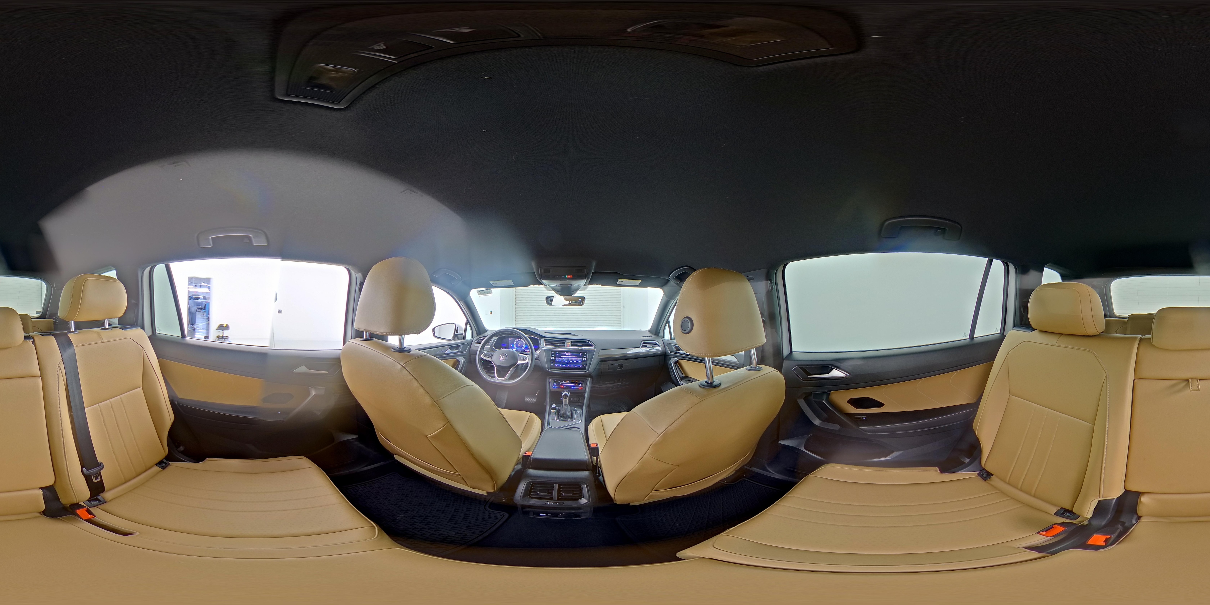 2022 Volkswagen Tiguan SE - Photo 26