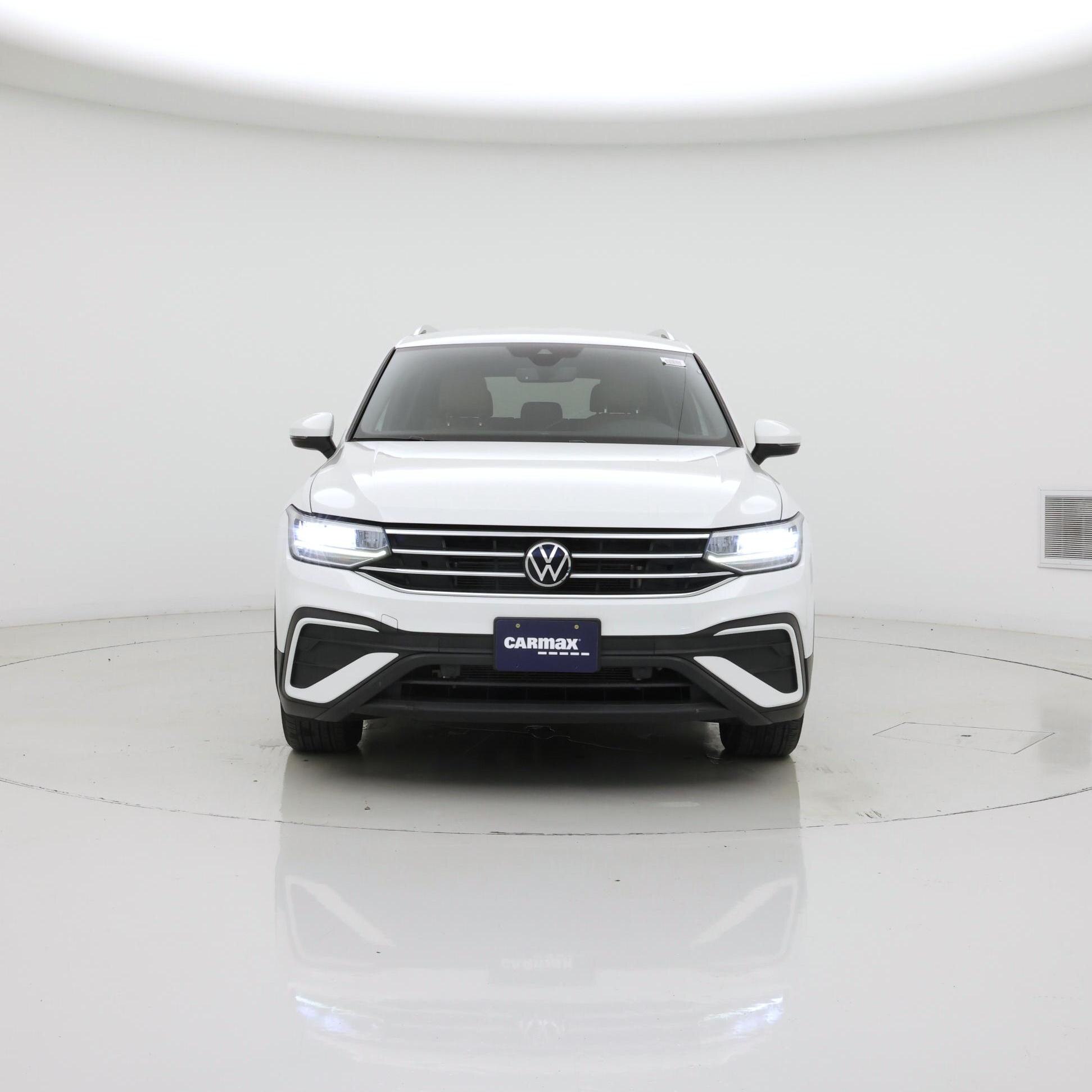 Thumbnail: 2022 Volkswagen Tiguan - 5