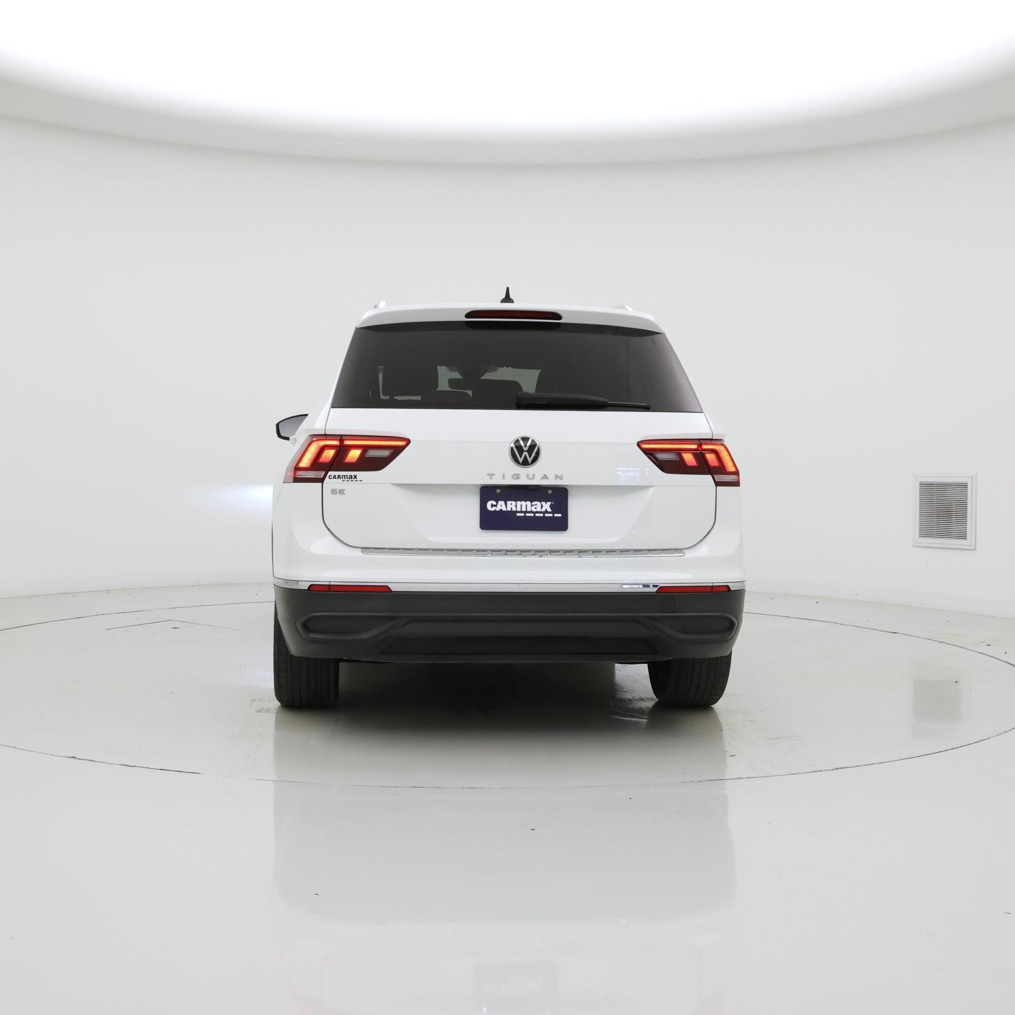 Thumbnail: 2022 Volkswagen Tiguan - 6