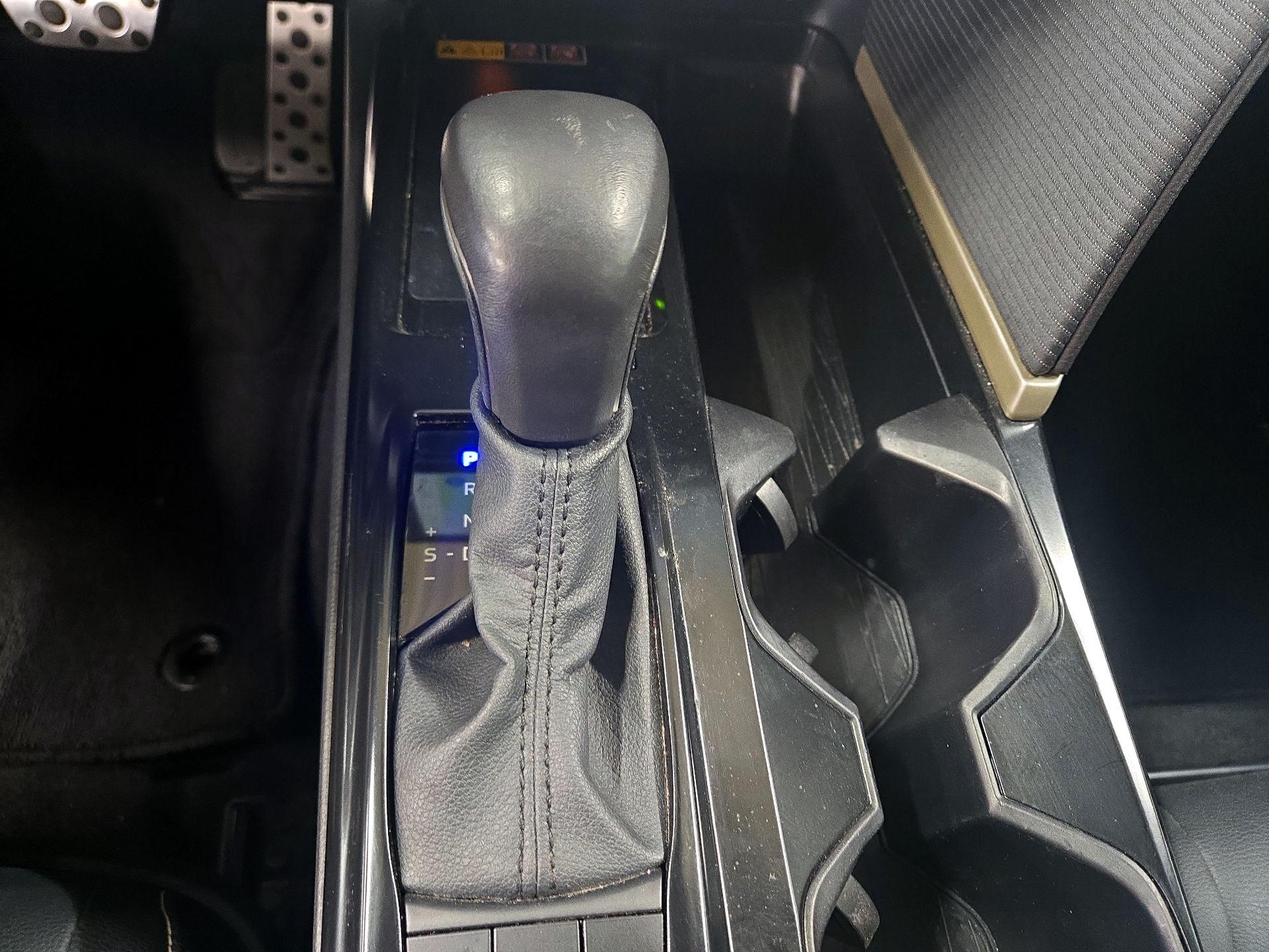 Thumbnail: 2025 Toyota Camry - 18