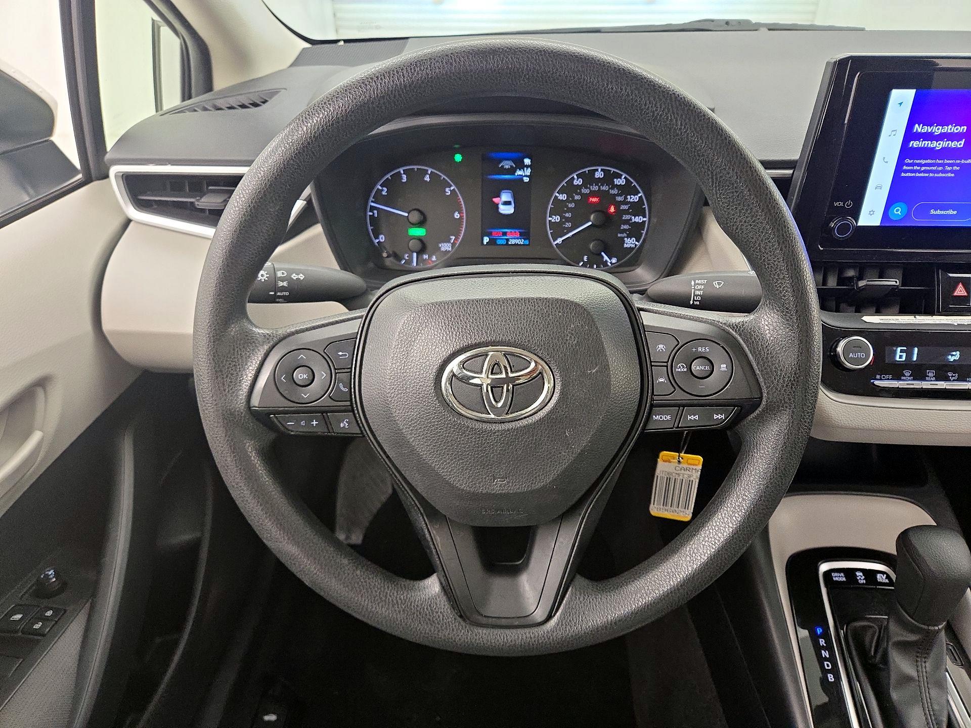 Thumbnail: 2023 Toyota Corolla - 10