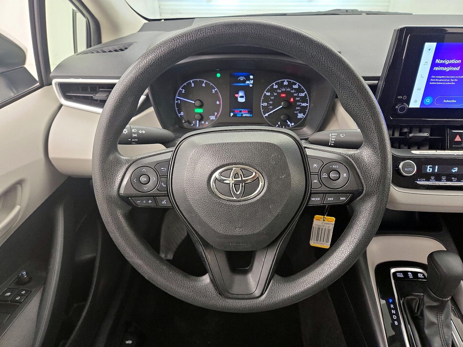 2023 Toyota Corolla LE - Photo 11