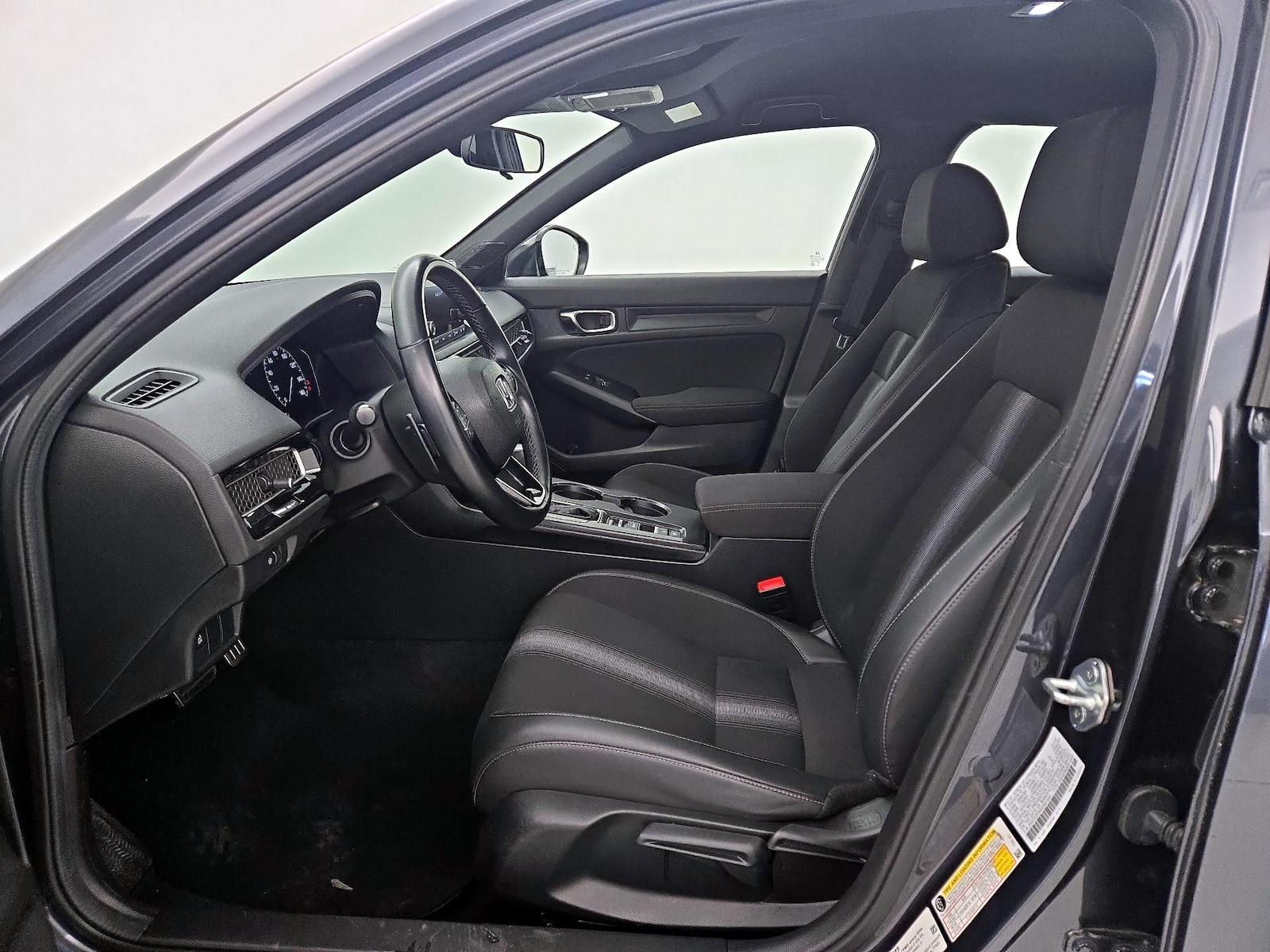 2025 Honda Civic Sport - Photo 12