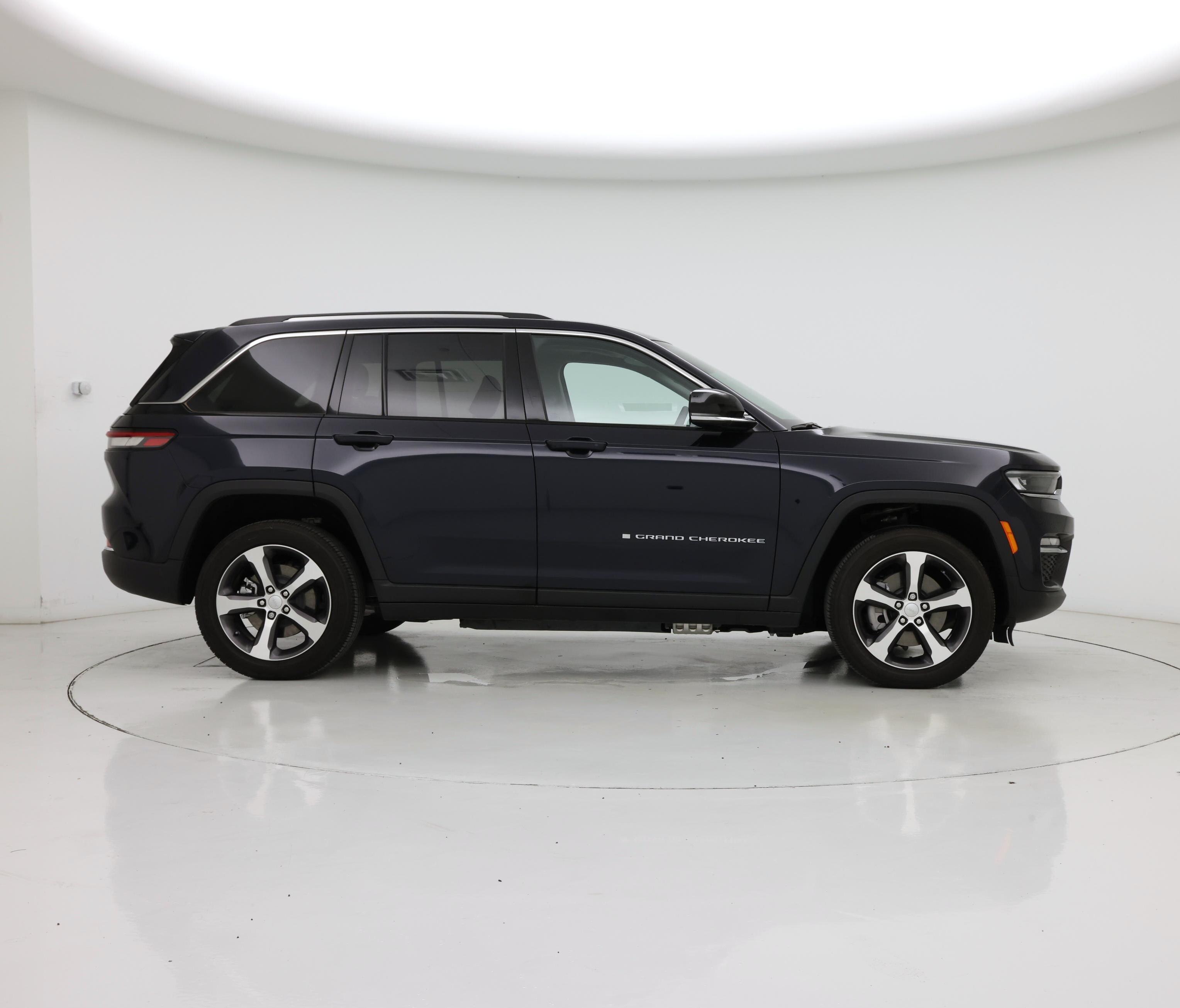 Thumbnail: 2024 Jeep Grand Cherokee - 7