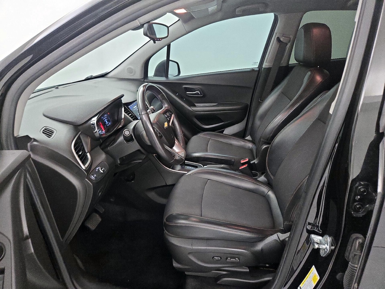 Power Seat(s) & Side Airbags
