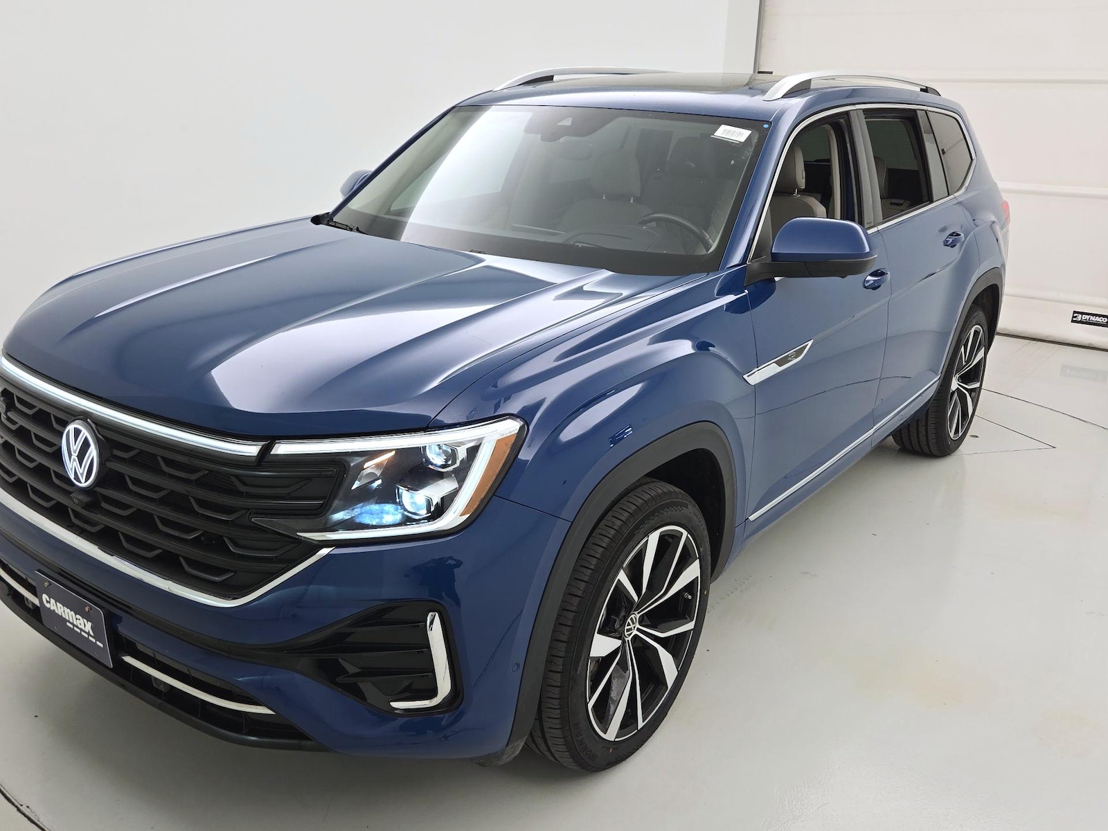 2025 Volkswagen Atlas SEL Premium R-Line - Photo 3