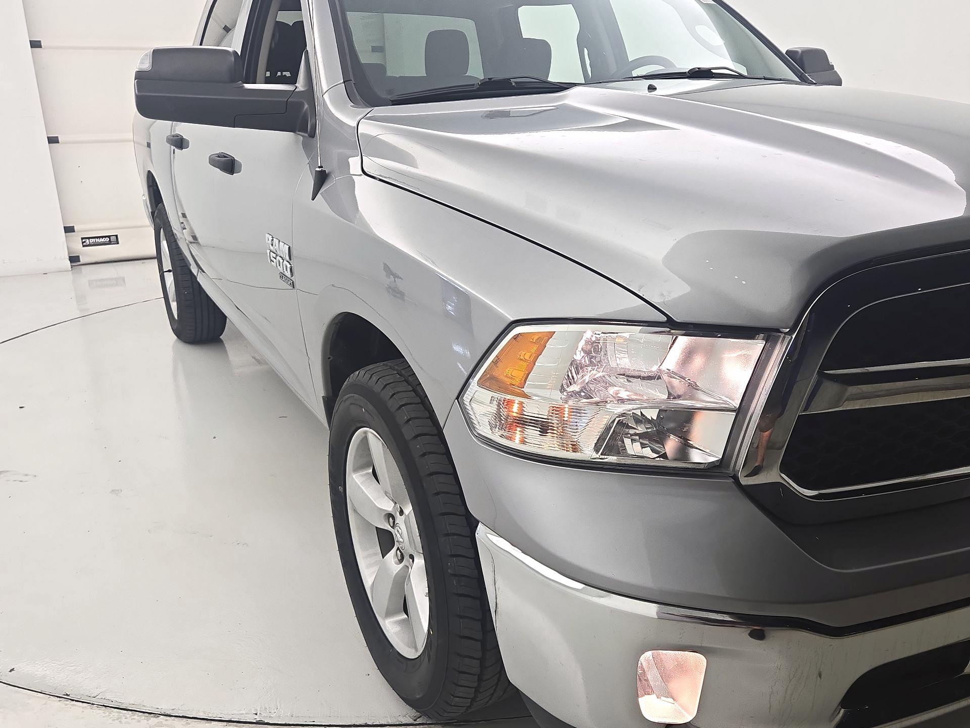 Thumbnail: 2021 RAM 1500 Classic - 1