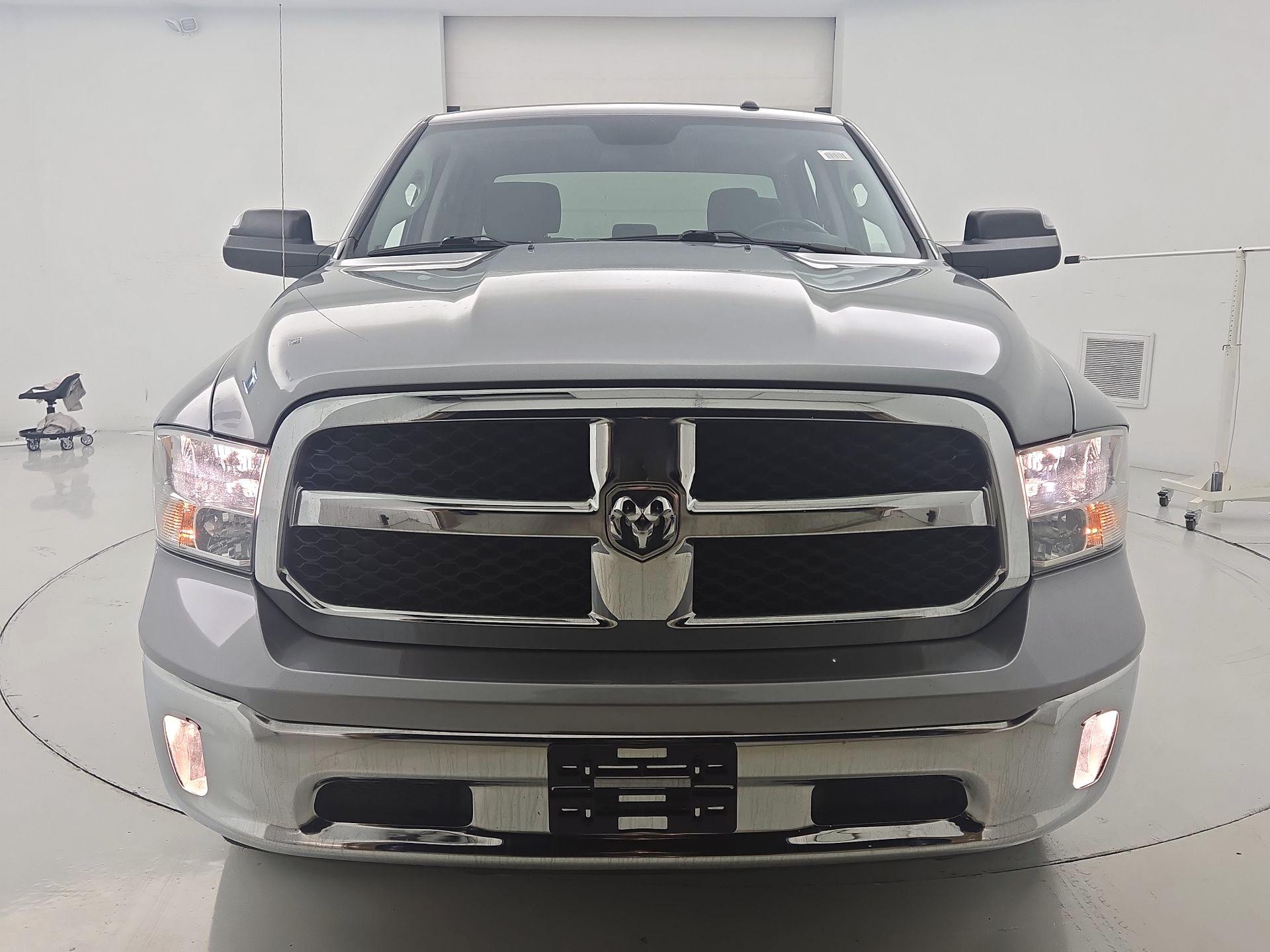 Thumbnail: 2021 RAM 1500 Classic - 2