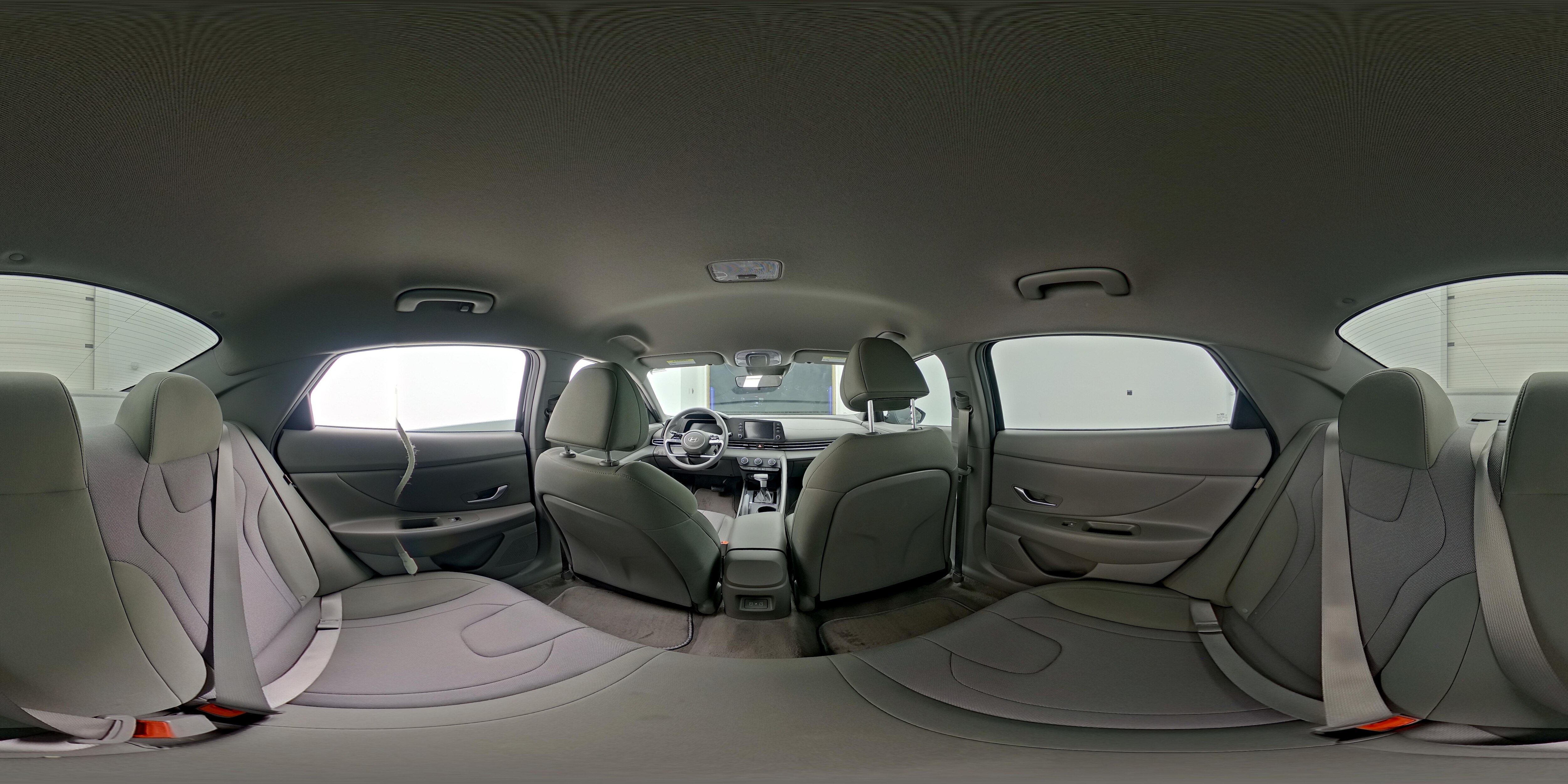 2024 Hyundai Elantra SE - Photo 25