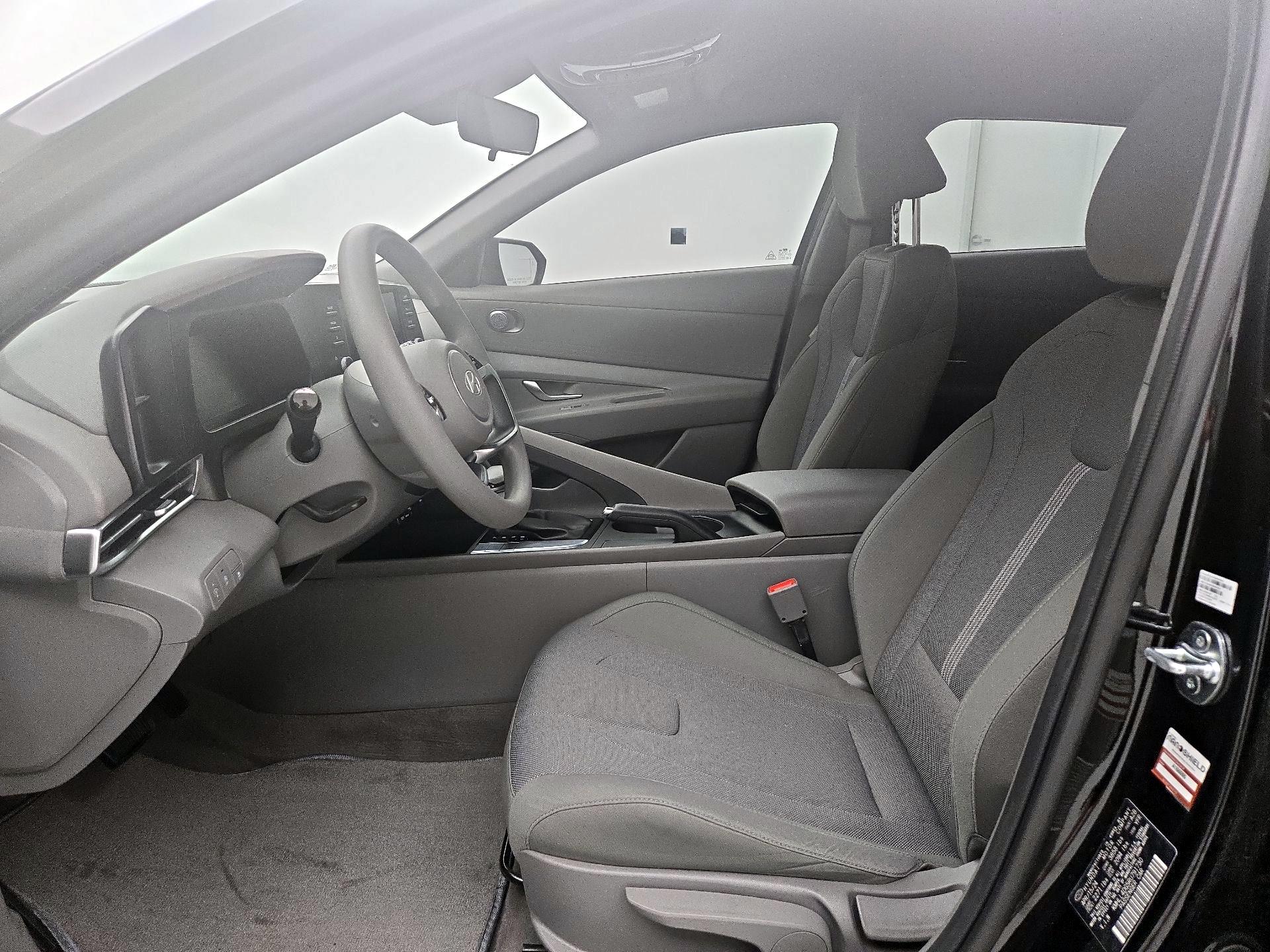 Thumbnail: 2024 Hyundai Elantra - 11