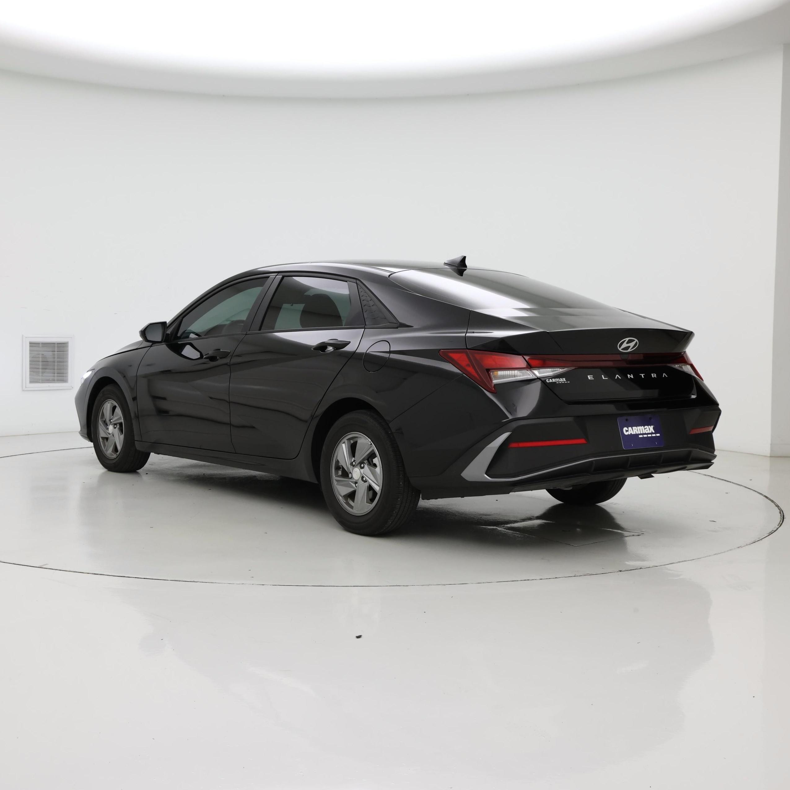 Thumbnail: 2024 Hyundai Elantra - 2