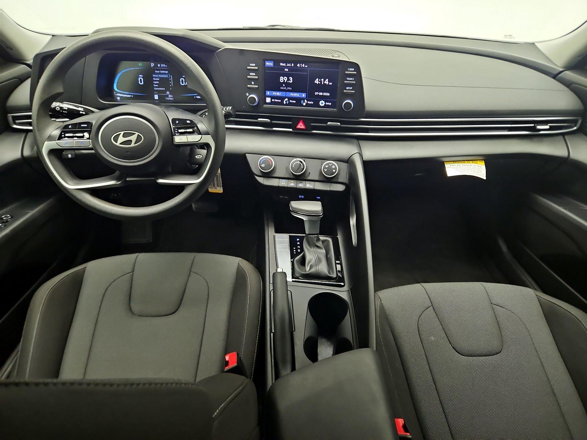 Thumbnail: 2025 Hyundai Elantra - 9