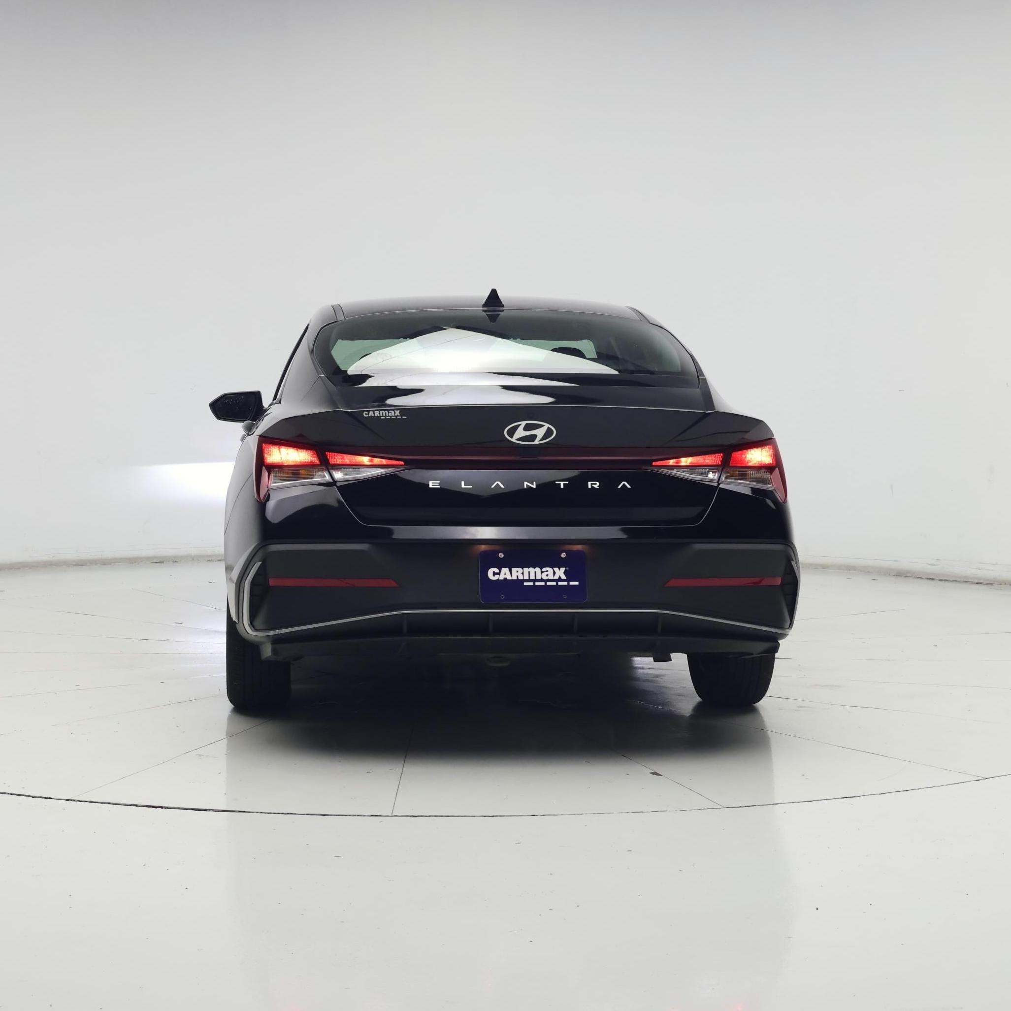 Thumbnail: 2025 Hyundai Elantra - 6