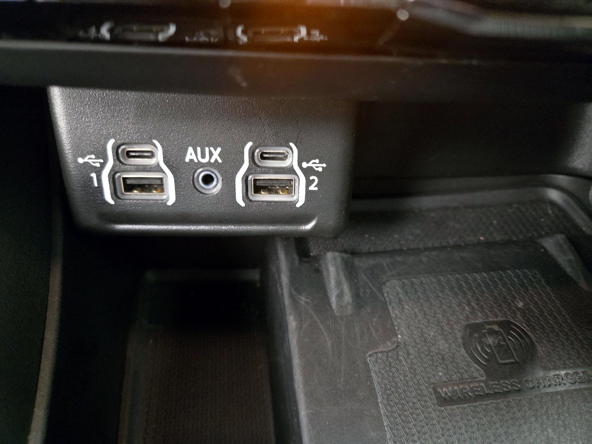 Thumbnail: 2023 Dodge Durango - 19