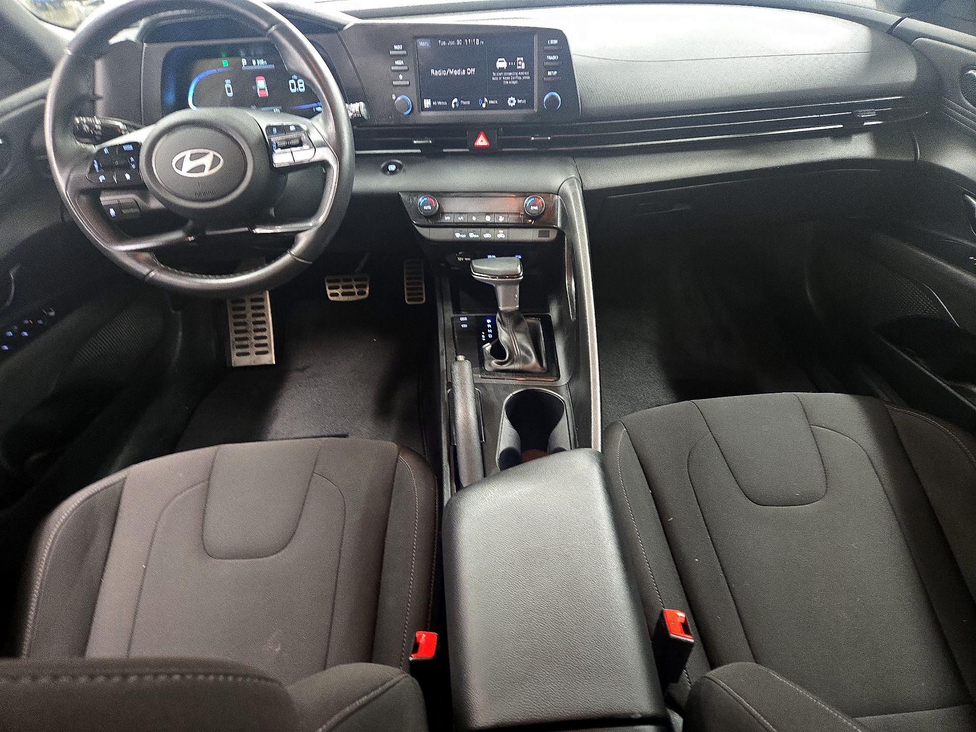 Thumbnail: 2025 Hyundai Elantra - 9