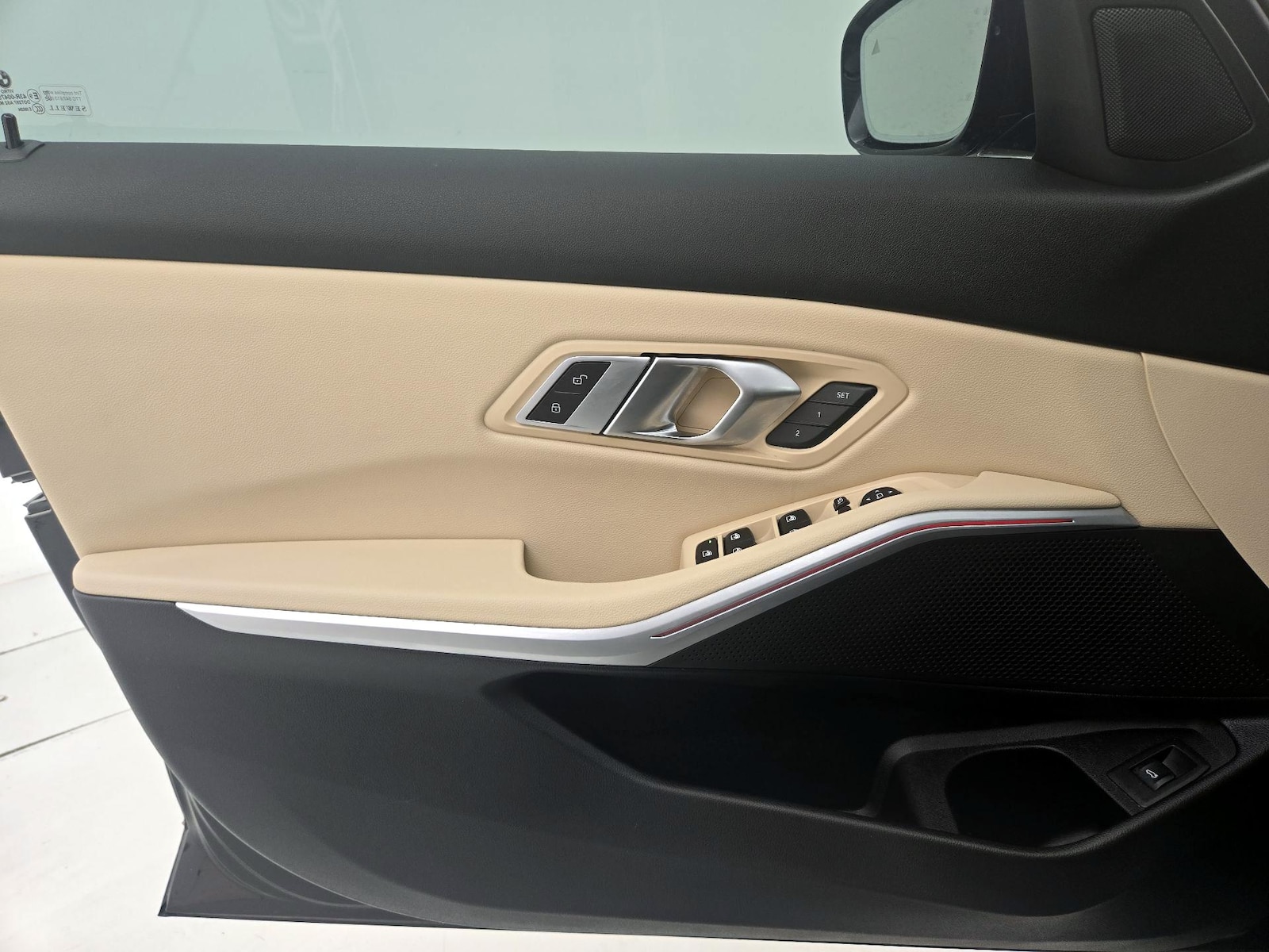 2023 BMW 3 Series 330i - Photo 13