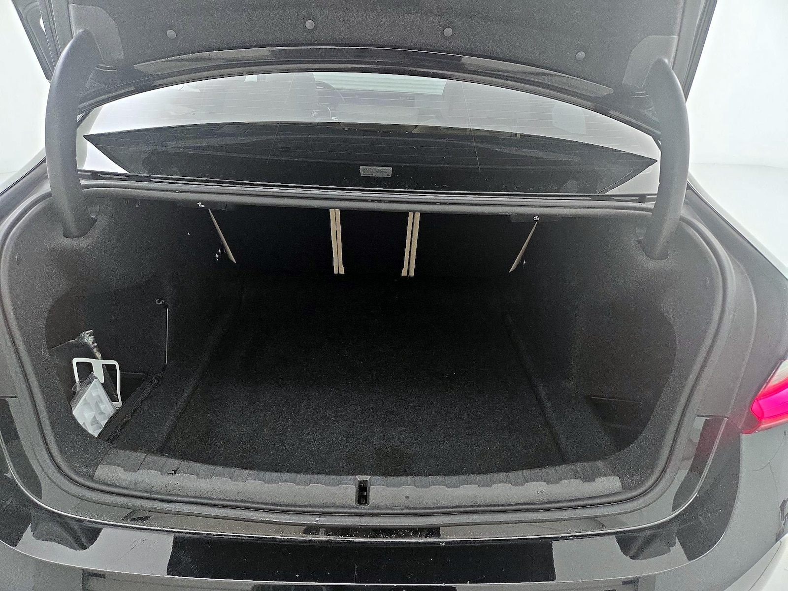 2023 BMW 3 Series 330i - Photo 22