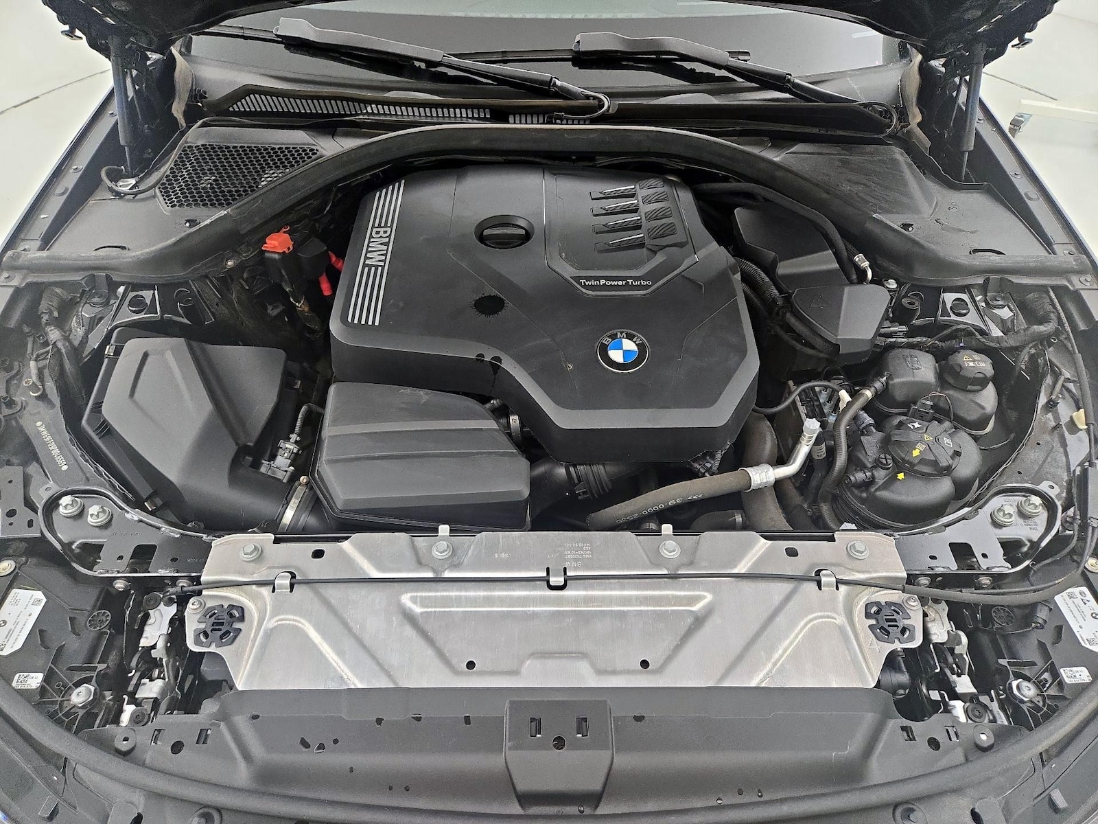 2023 BMW 3 Series 330i - Photo 23