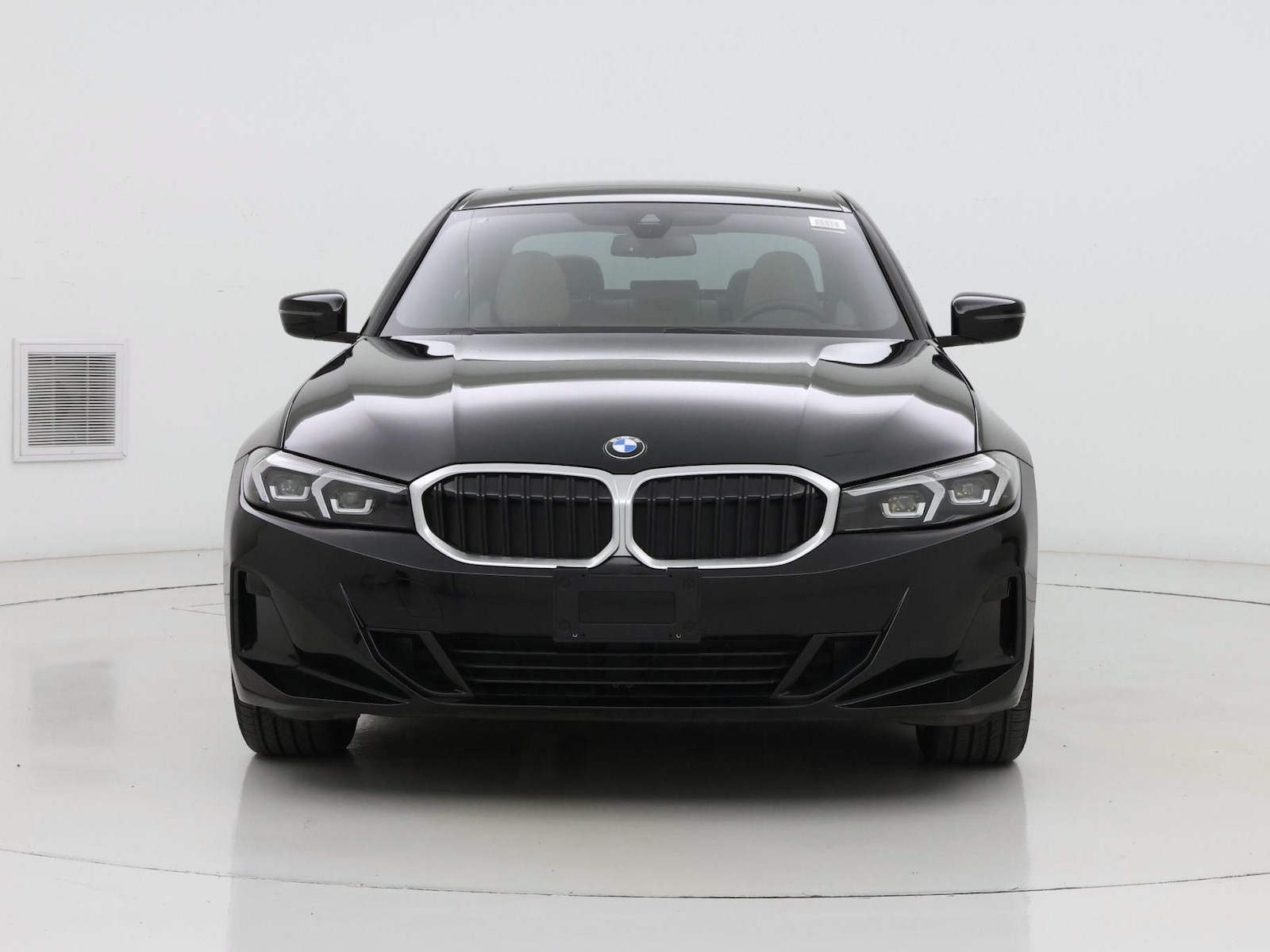 2023 BMW 3 Series 330i - Photo 6