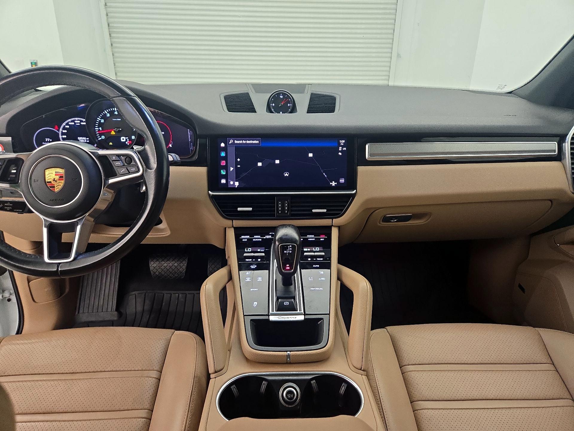 Thumbnail: 2022 Porsche Cayenne - 9