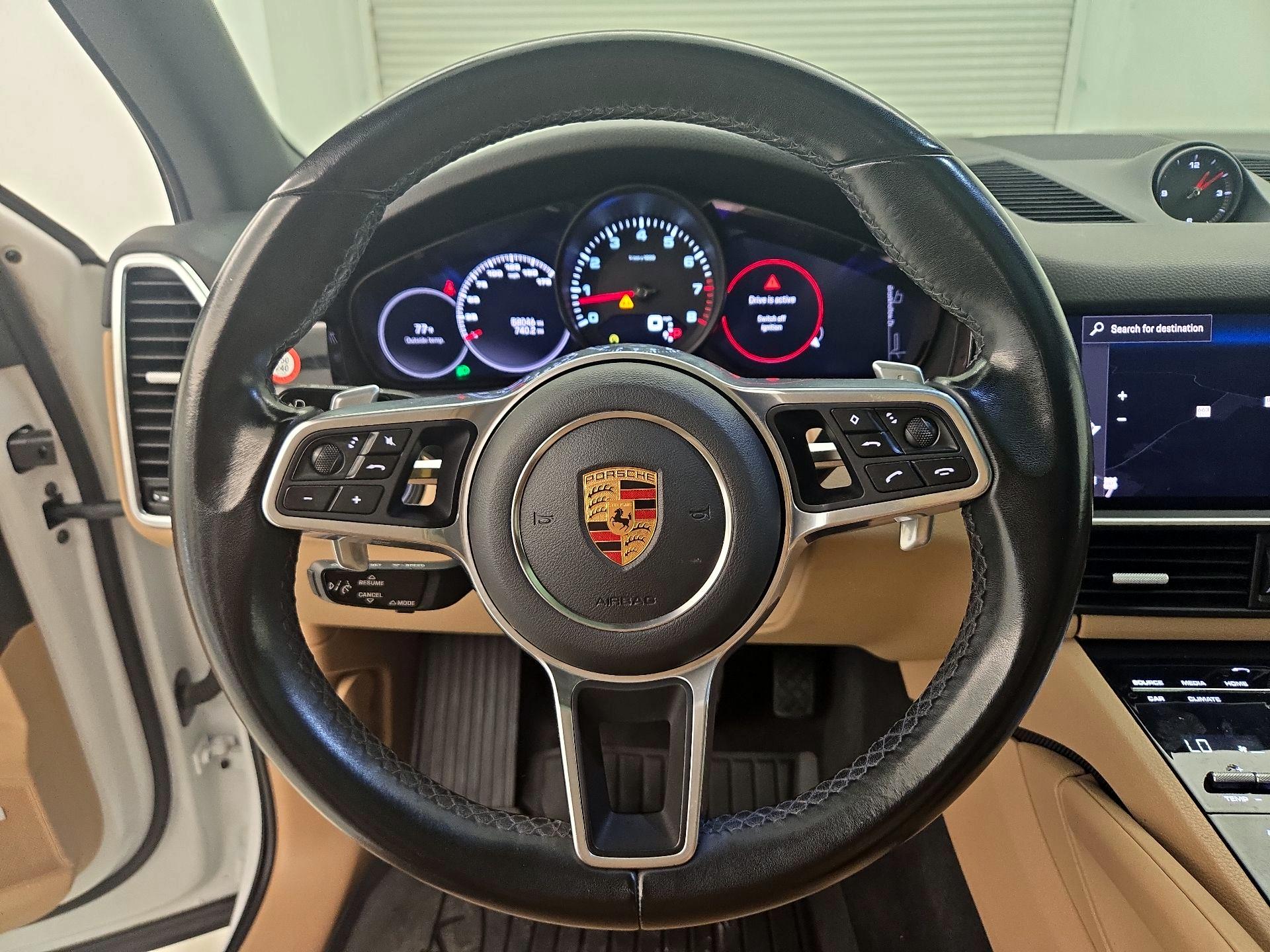 Thumbnail: 2022 Porsche Cayenne - 10