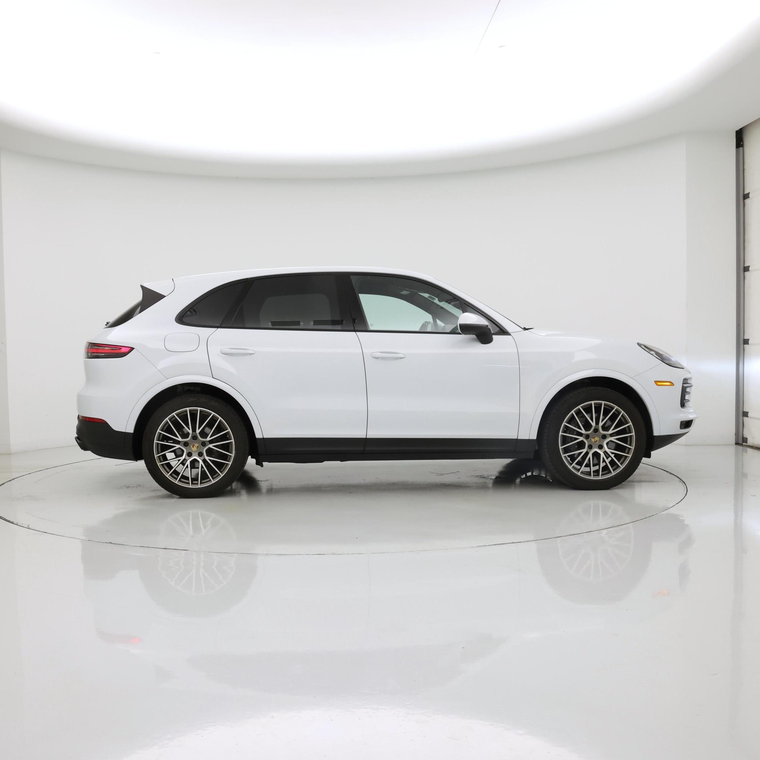 Thumbnail: 2022 Porsche Cayenne - 7